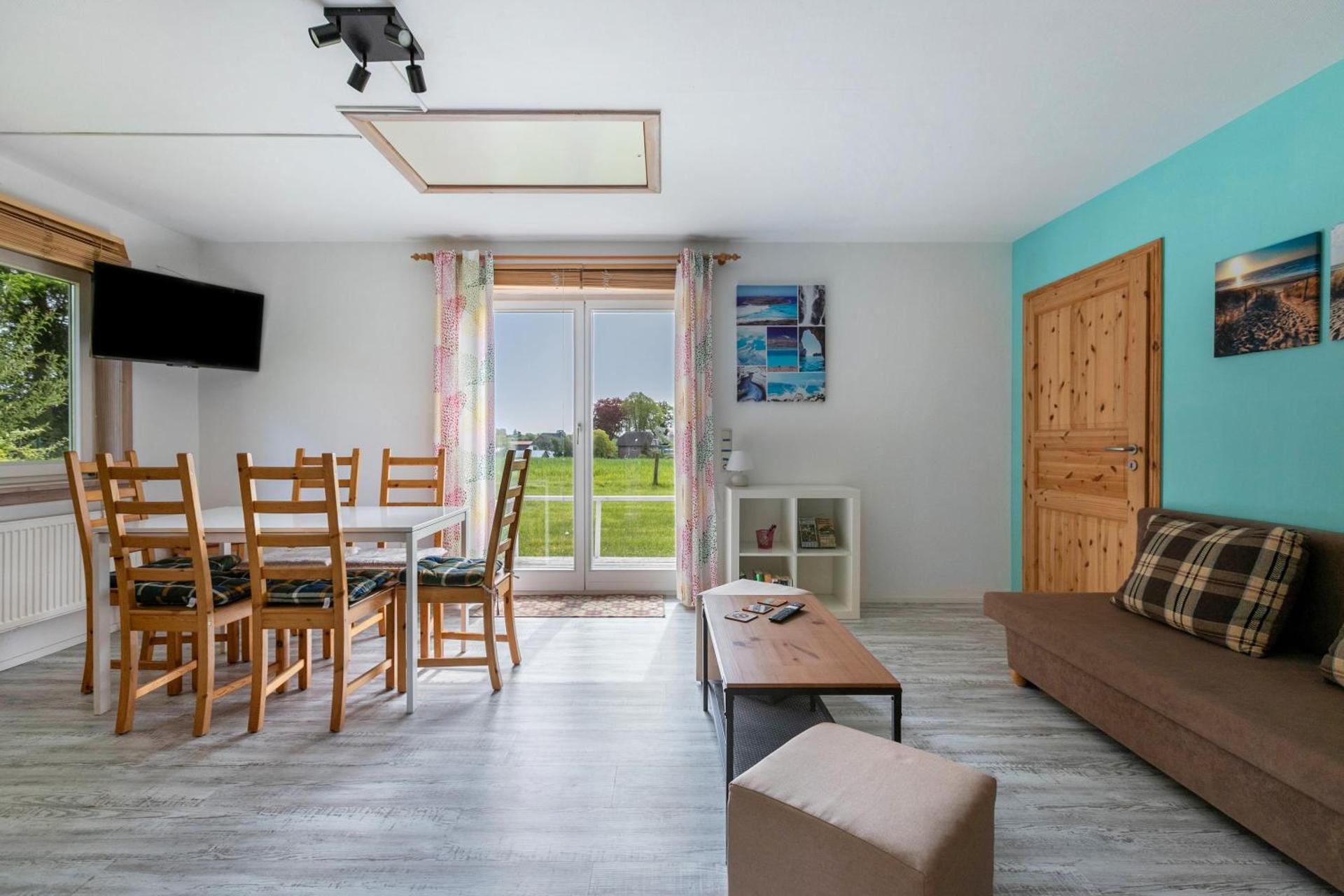 Two-Bedroom Deluxe Apartment with Garden View