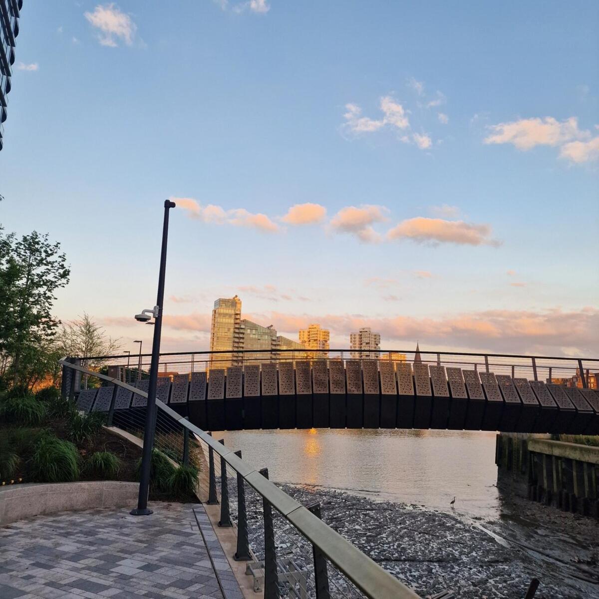 New Listing- 2 Bedroom Riverside Chelsea Apartment