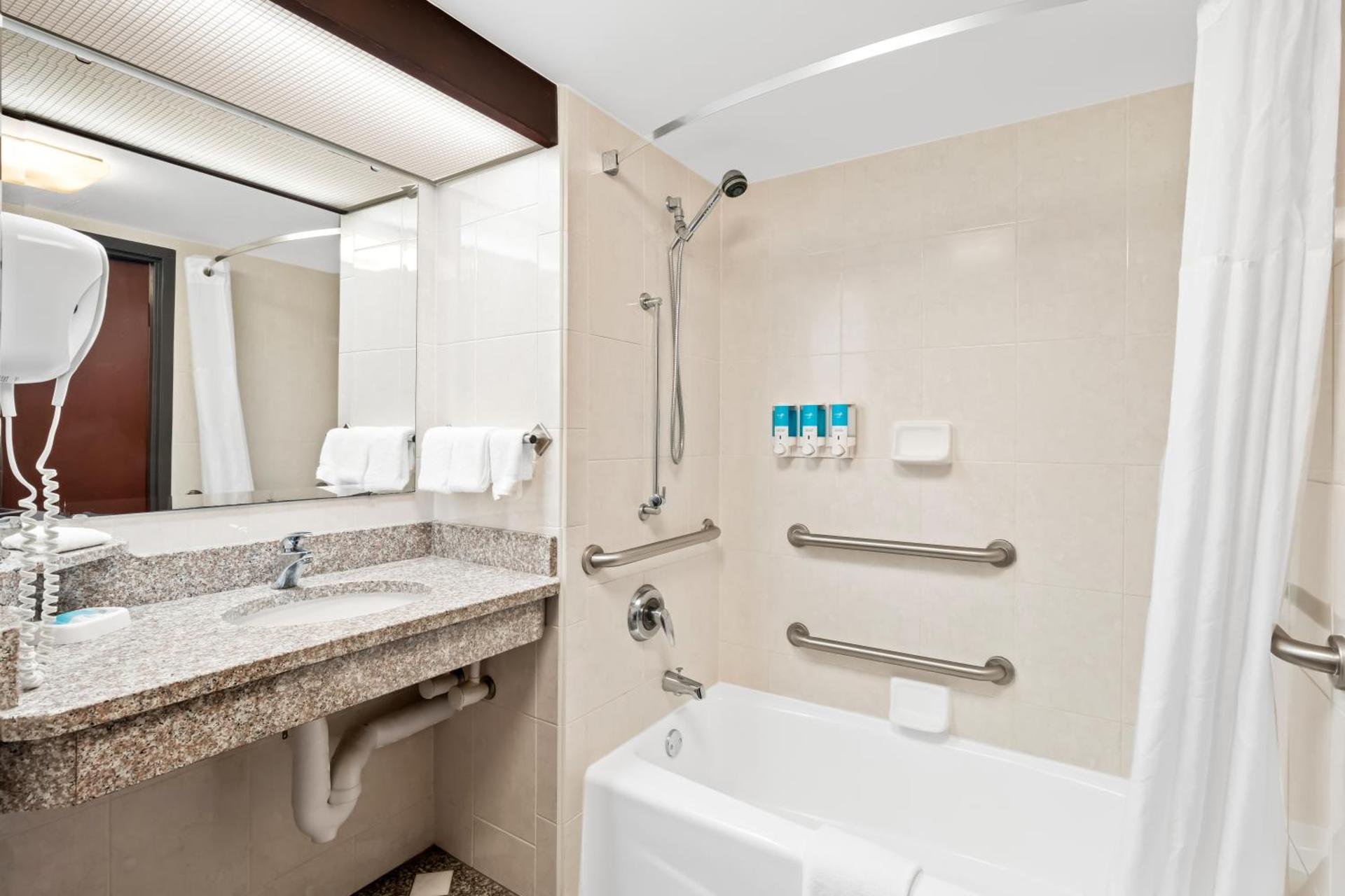 King Room with Tub - Disability Access/Non Smoking