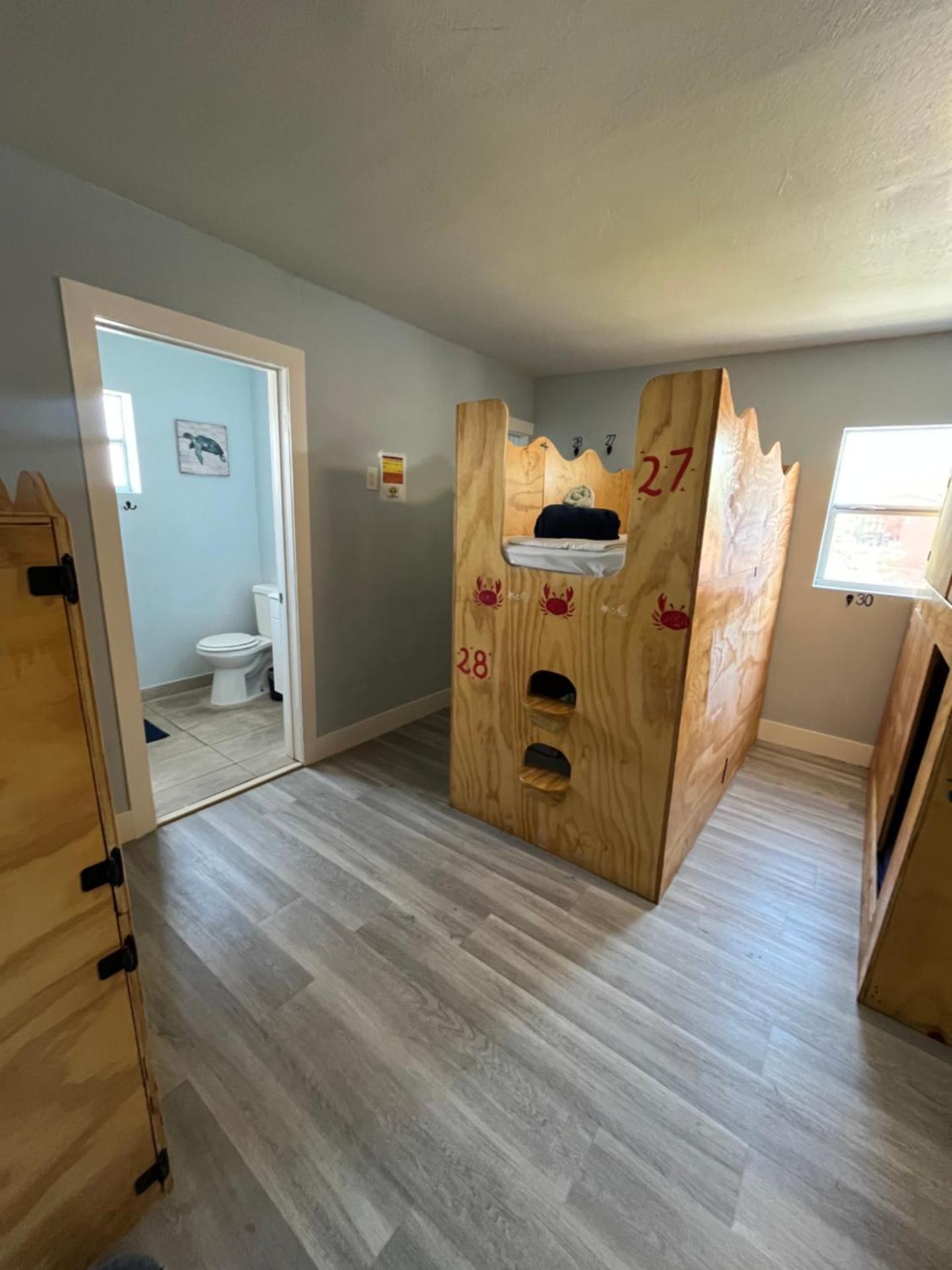 Bed in 8-Bed Mixed Dormitory Room