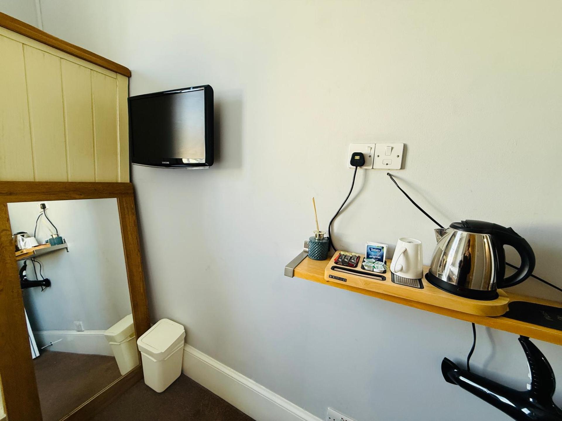 Coffee/tea facilities