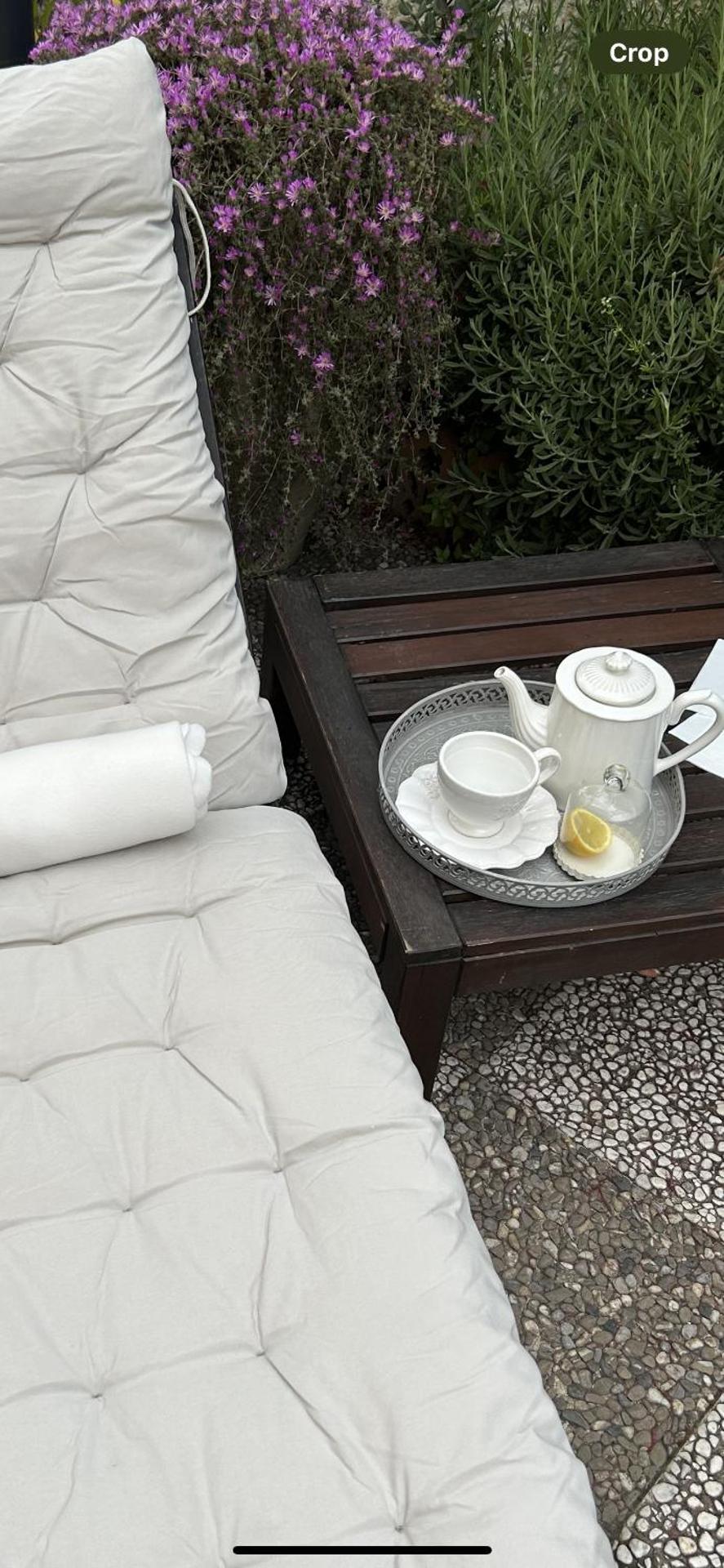 Charming Beachfront Retreat