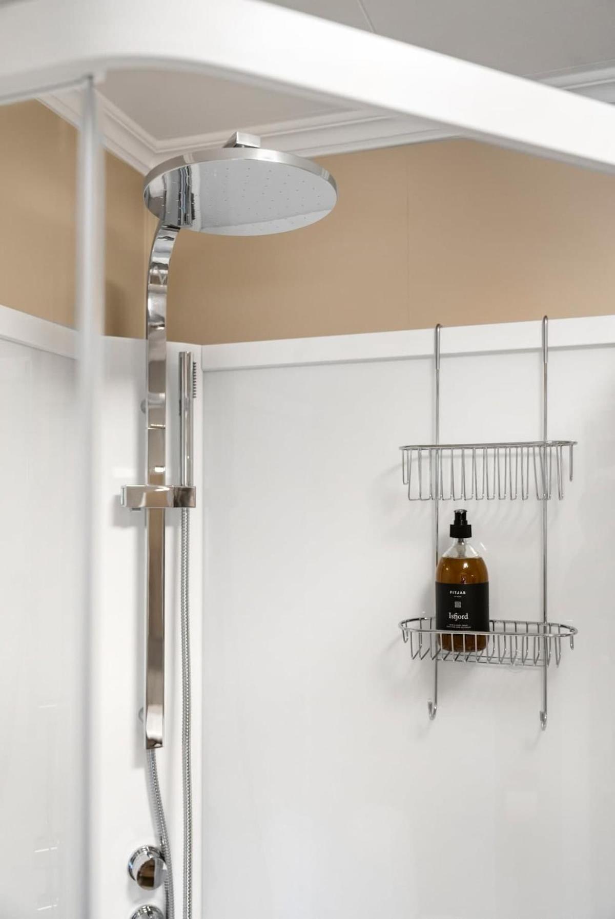 Central sea house apartment - Free parking