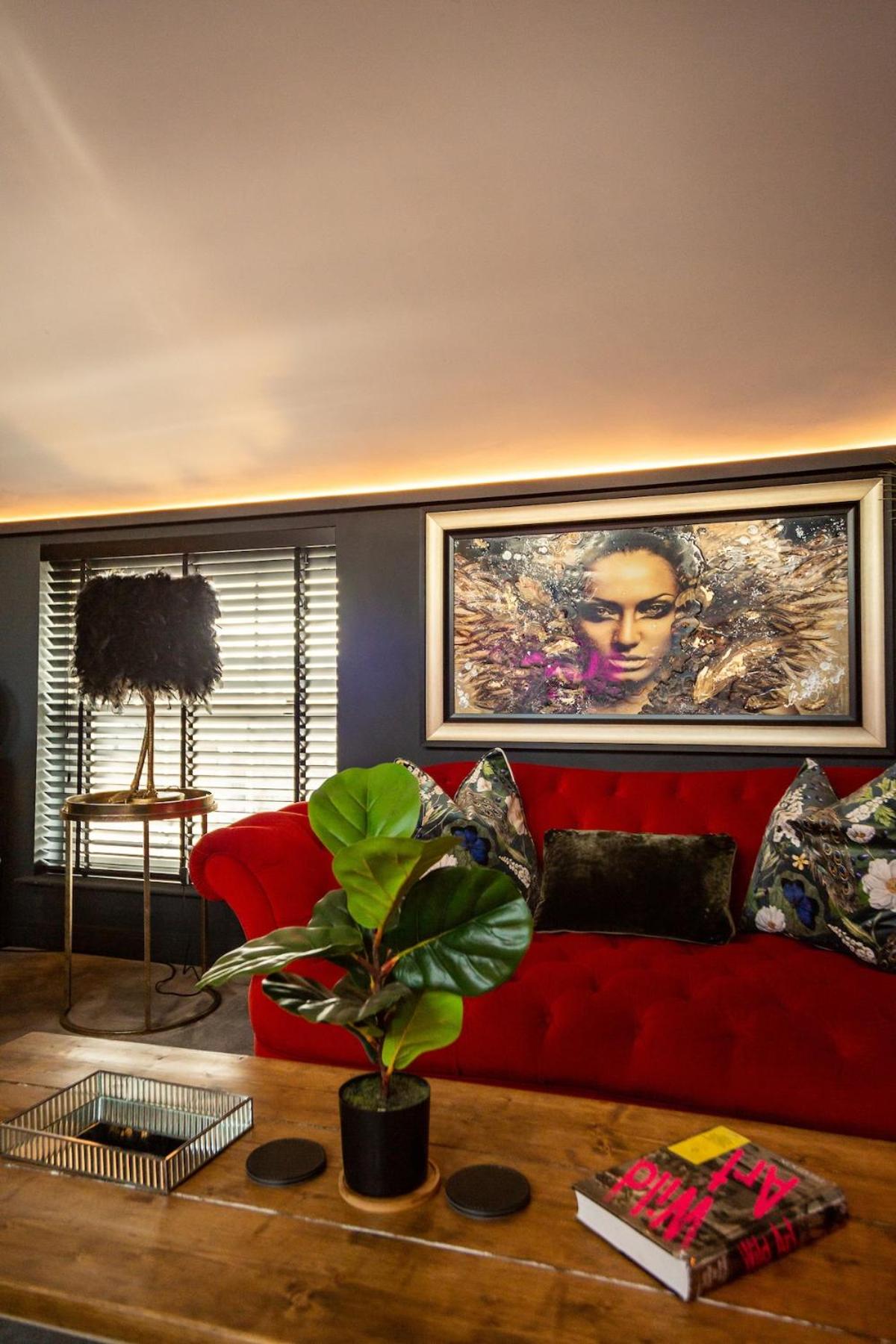 The Bakers Luxury Top Floor Apartment