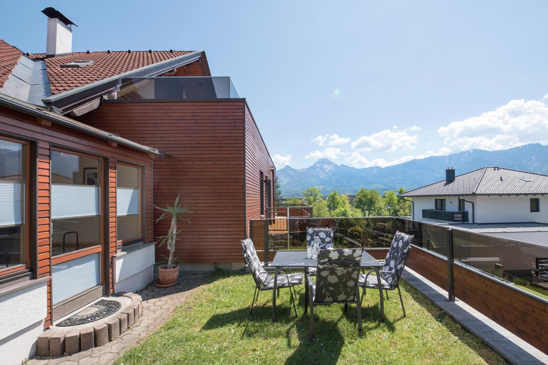 Family Apartment (2 Adults + 2 Children) with Terrace