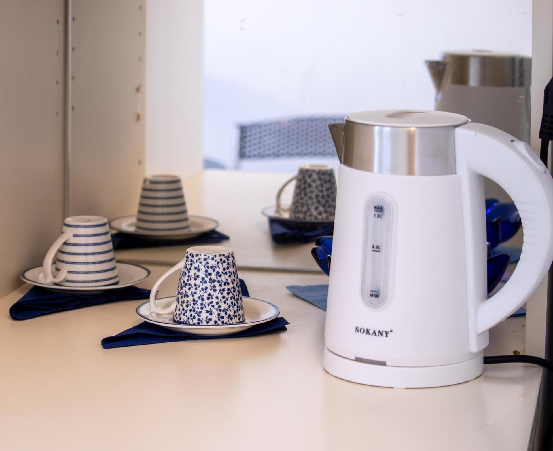 Coffee/tea facilities