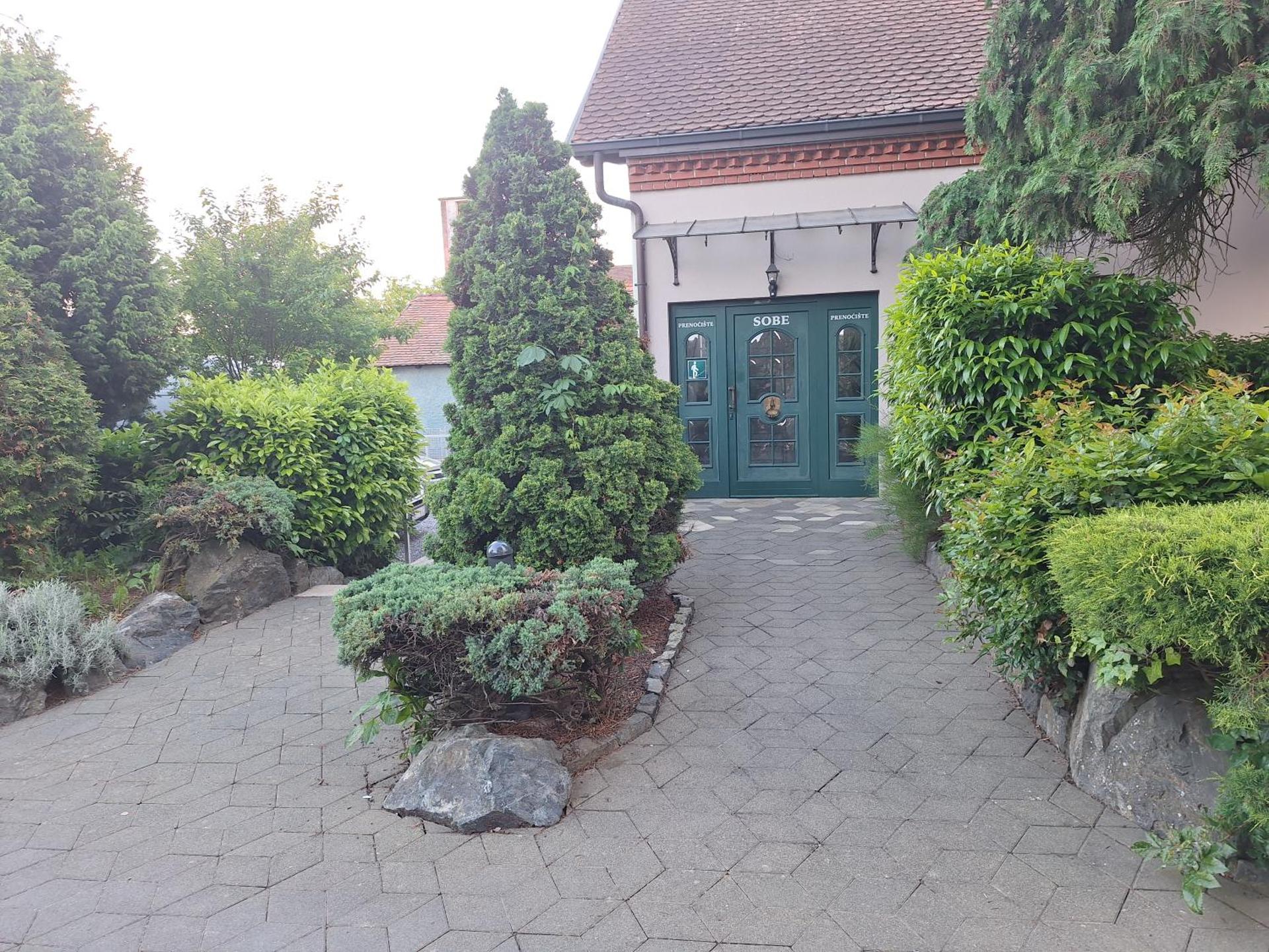 Ruby restoran & prenoćište