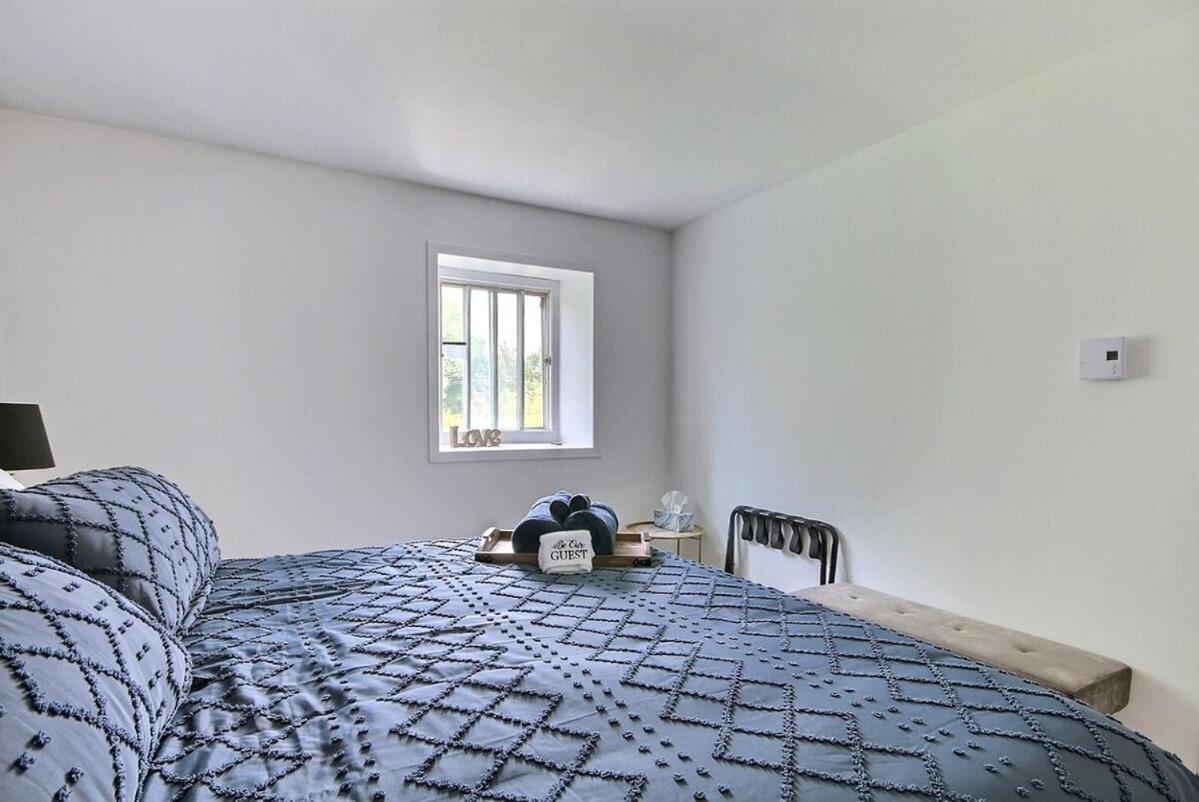 Cozy 2BR - 2 King Beds & 2 Parking - 8min to Old Town