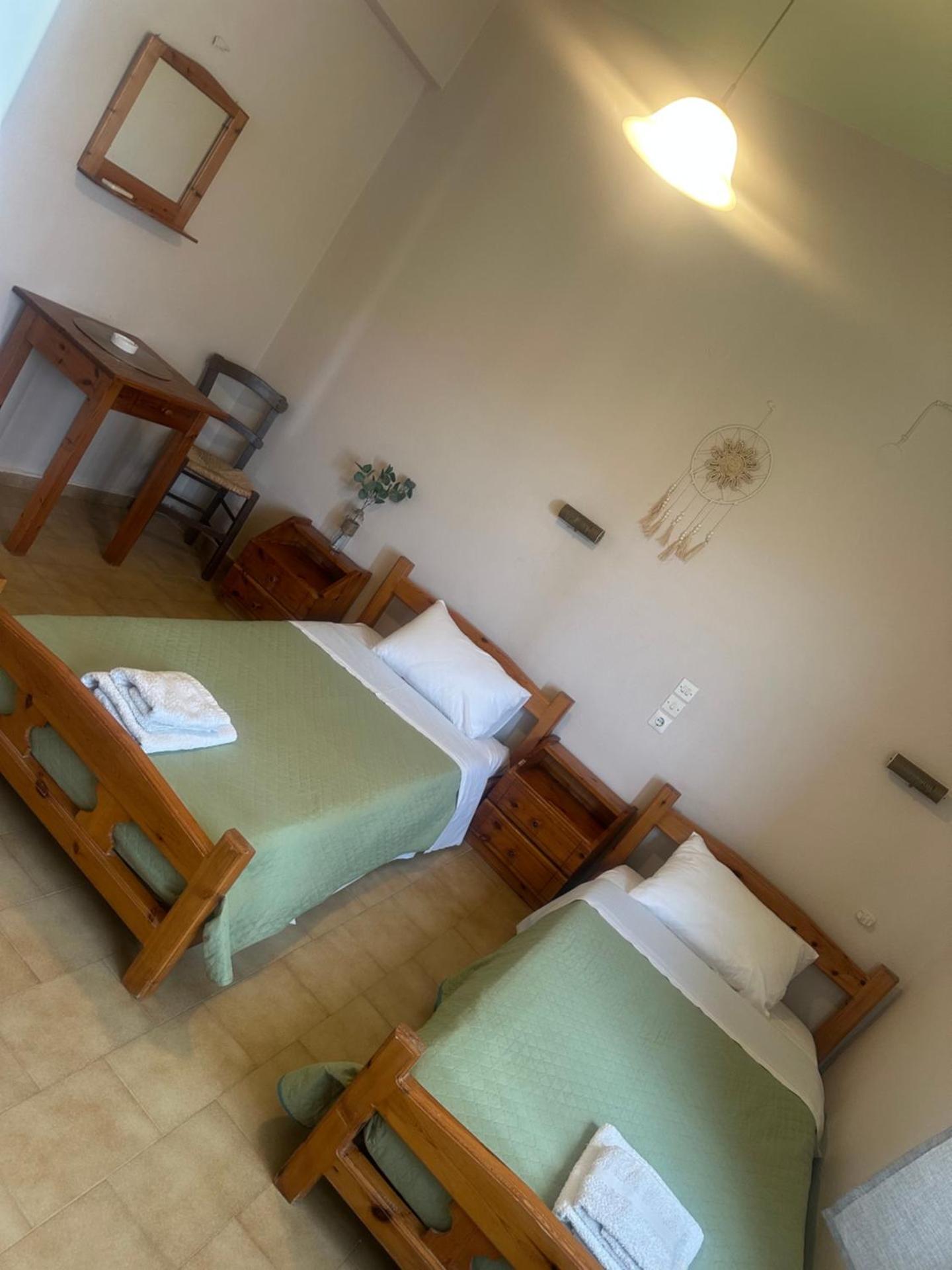 Agiazi Vacation Rooms Pitsidia