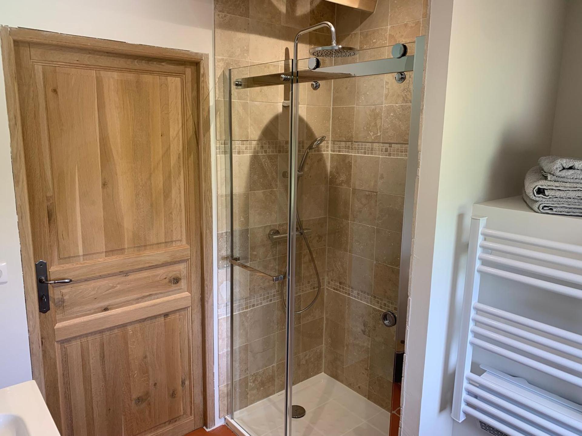 Gite de campagne - Vue jardin- Piscine