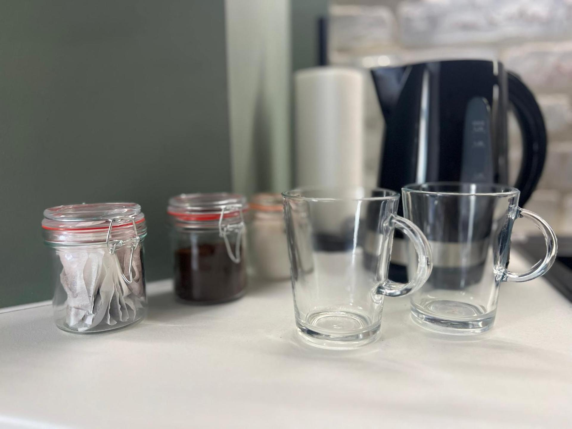 Coffee/tea facilities