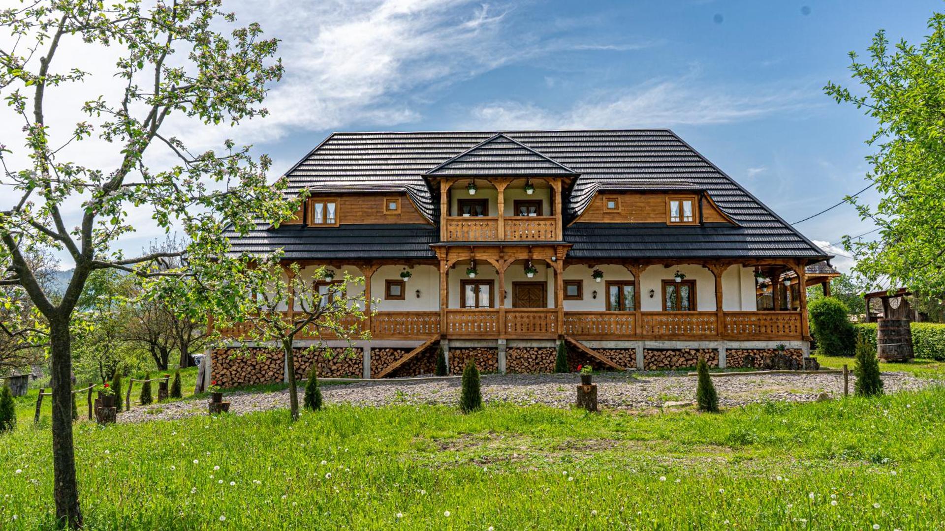 Breb 335 Accomodation & Garden