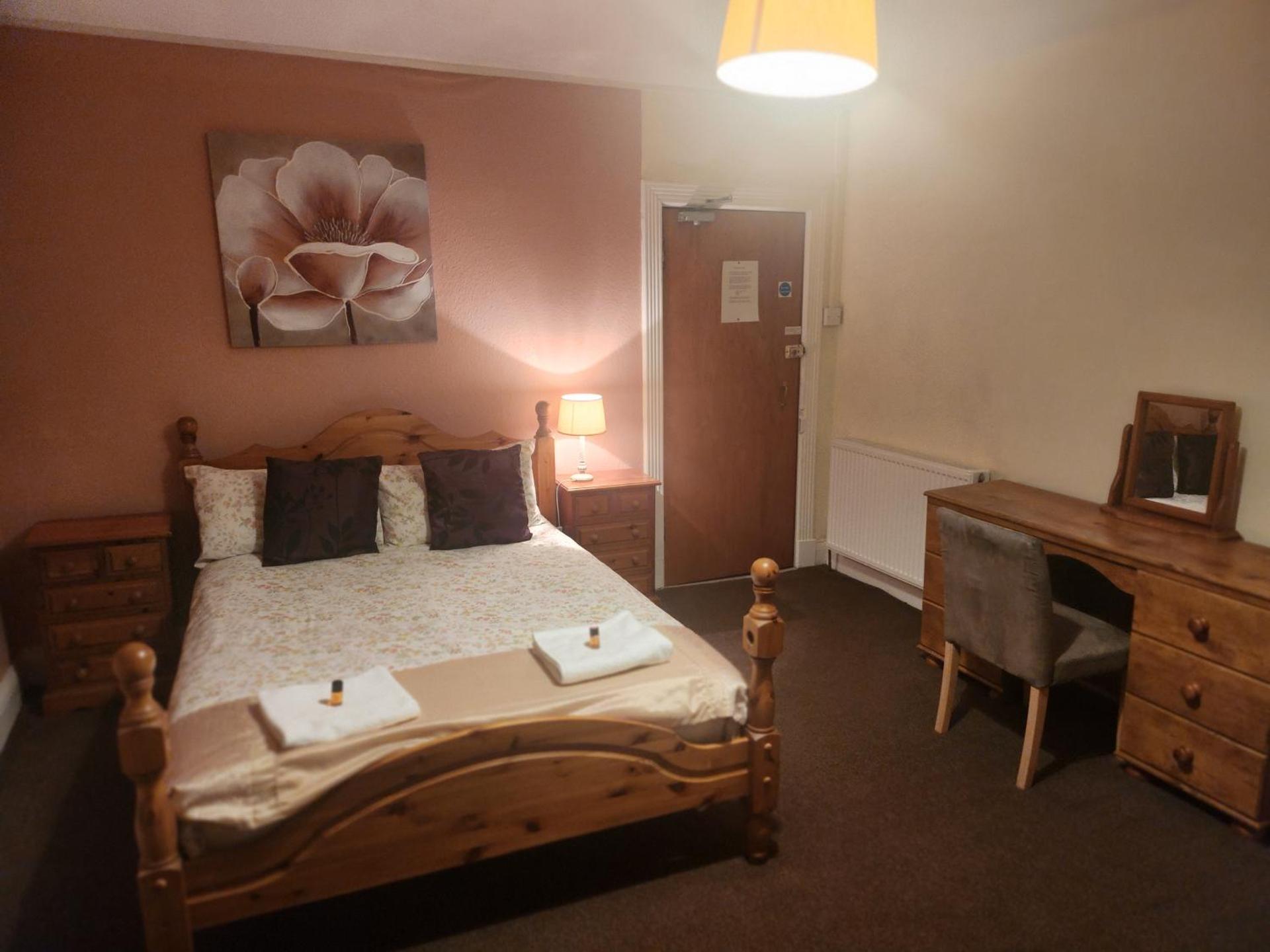 Double Room with Private Bathroom