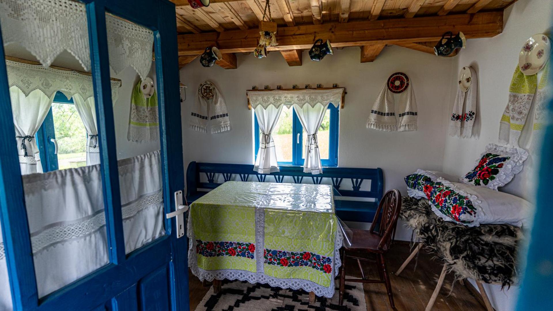 Breb 335 Accomodation & Garden