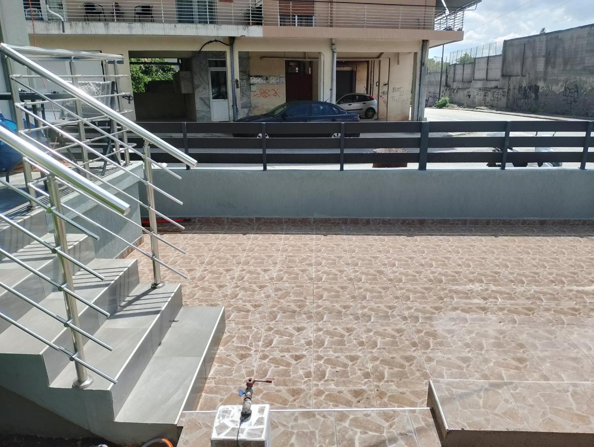 Black Eagle Apartment