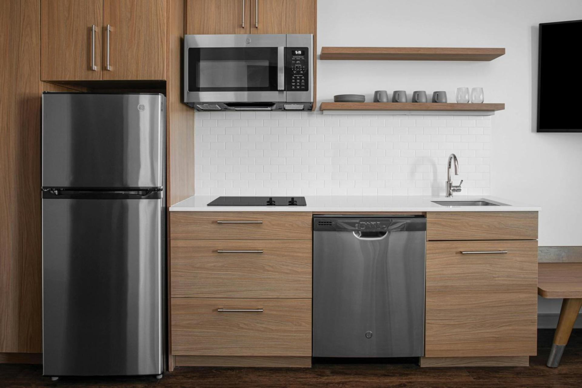 Kitchen or kitchenette