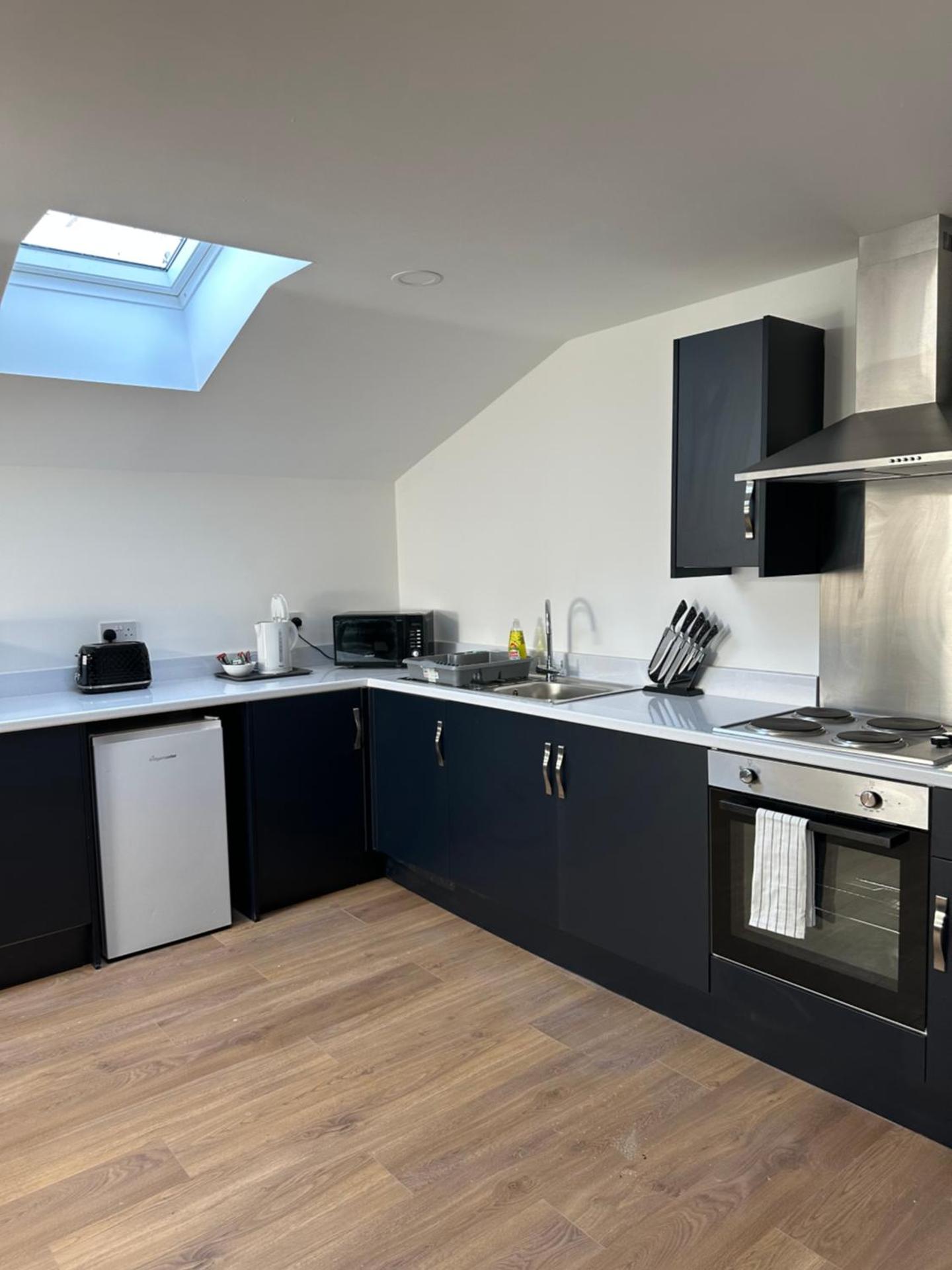 Continental Hotel with access to shared kitchen