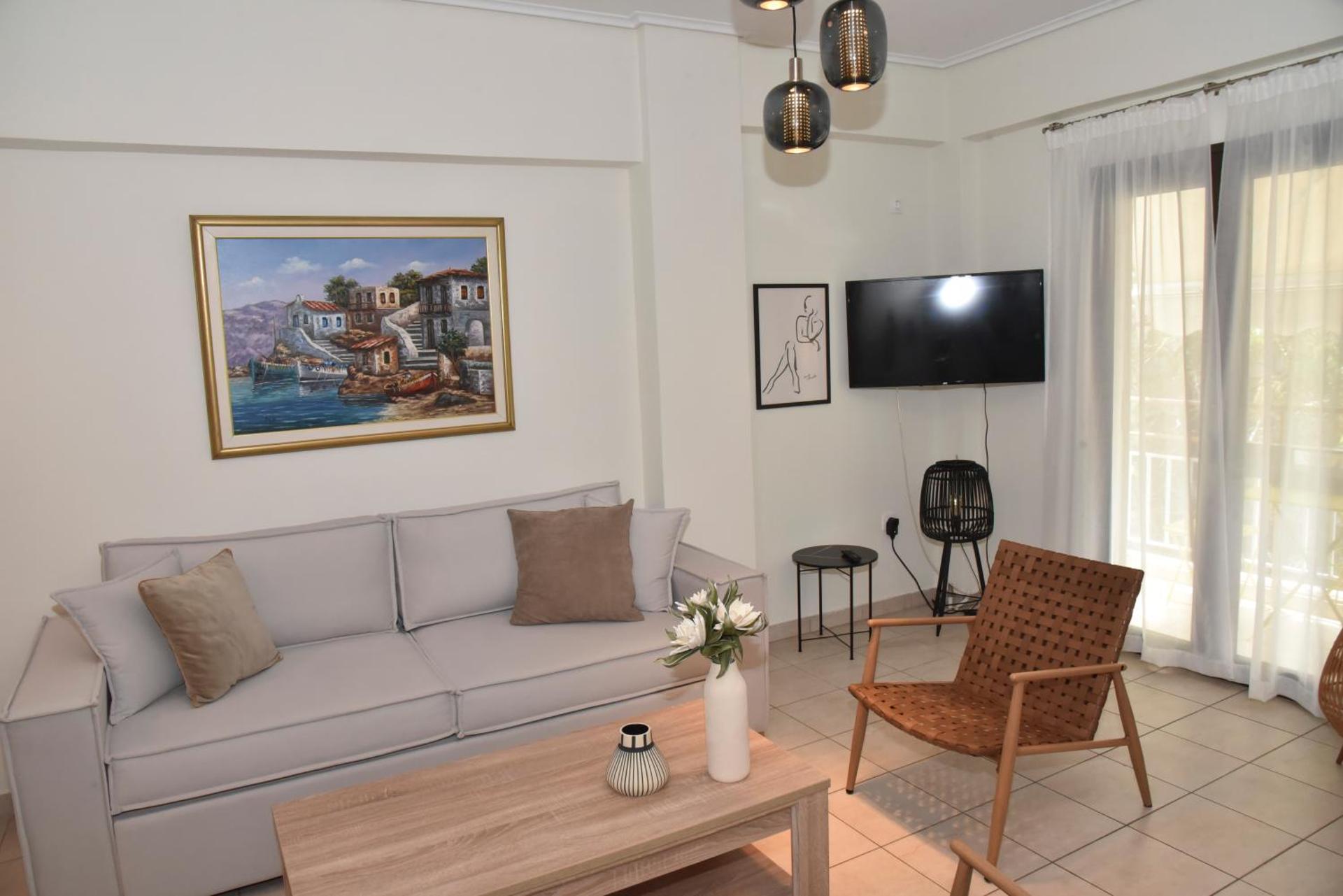 Acropolis deluxe House