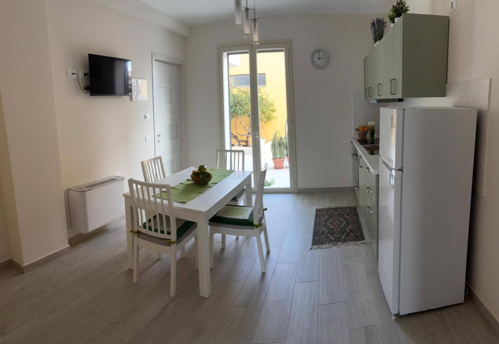 HOLYDAY HOUSES Il CARRUBO