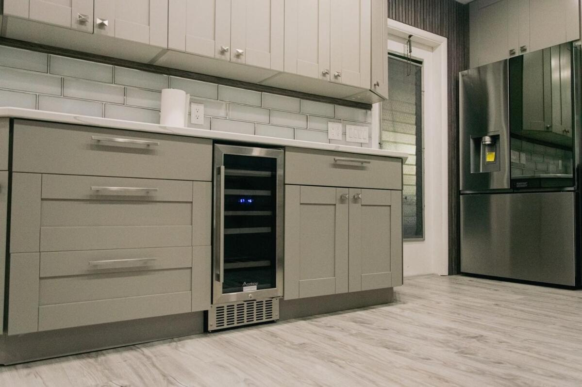 Elegant Escape by Indian Rocks