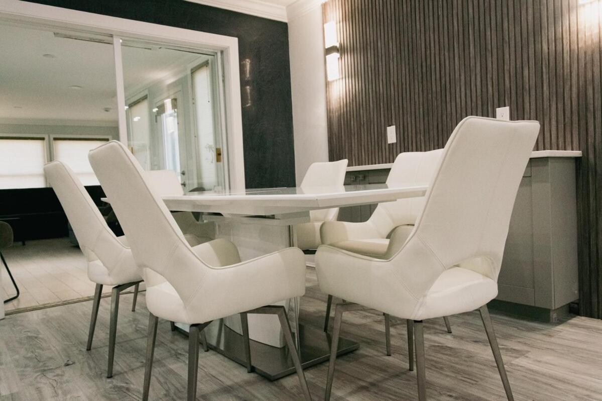 Elegant Escape by Indian Rocks