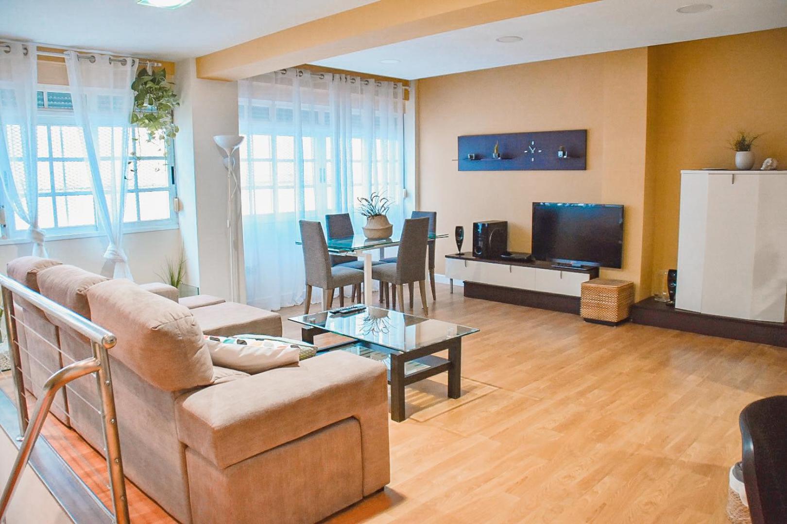 Communal lounge/ TV room