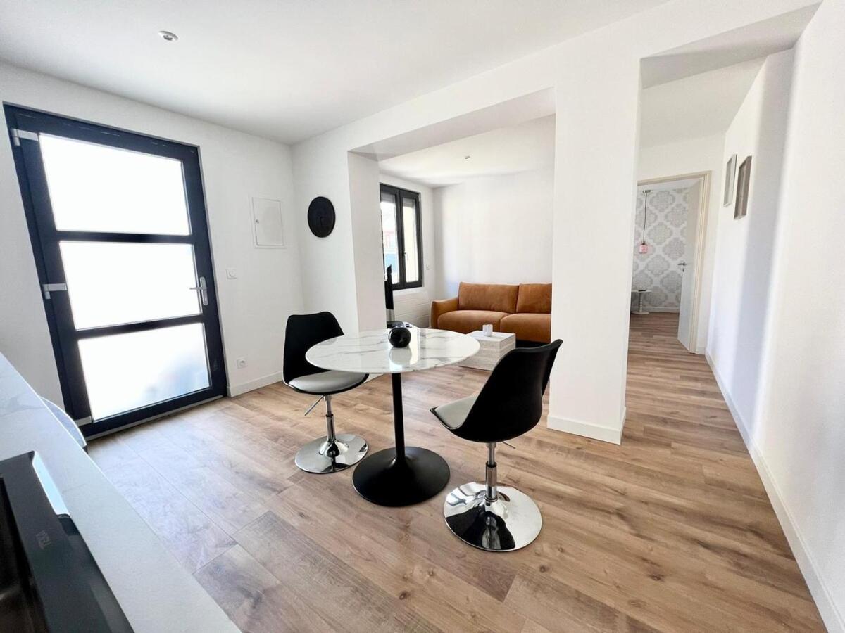 Le Hausmanien, à deux pas du port