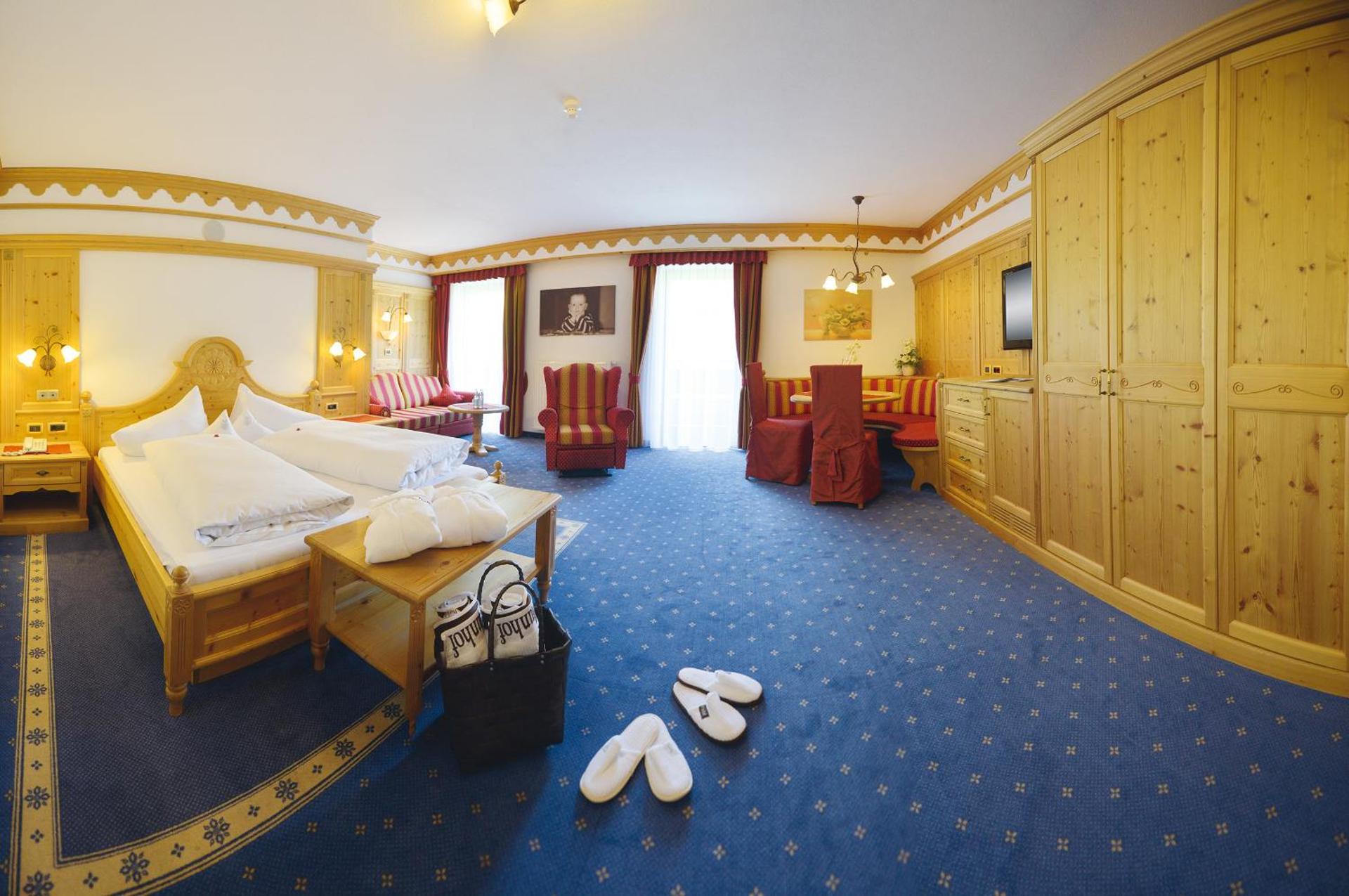 Photo of the whole room