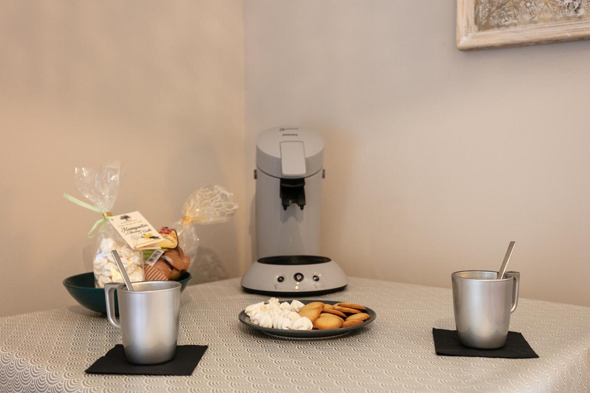 Coffee/tea facilities