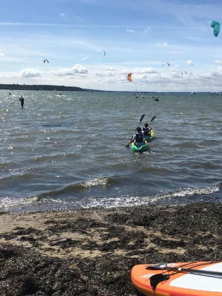Beach Point - Stunning Harbour Views from Balcony