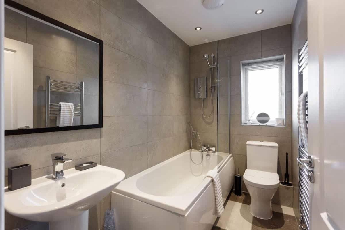 Heath Reach - Just a short distance to Tower Park