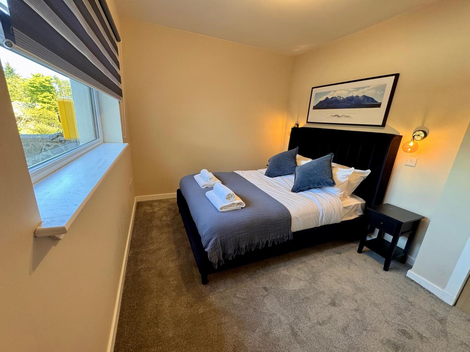 One-Bedroom Apartment with Sea View