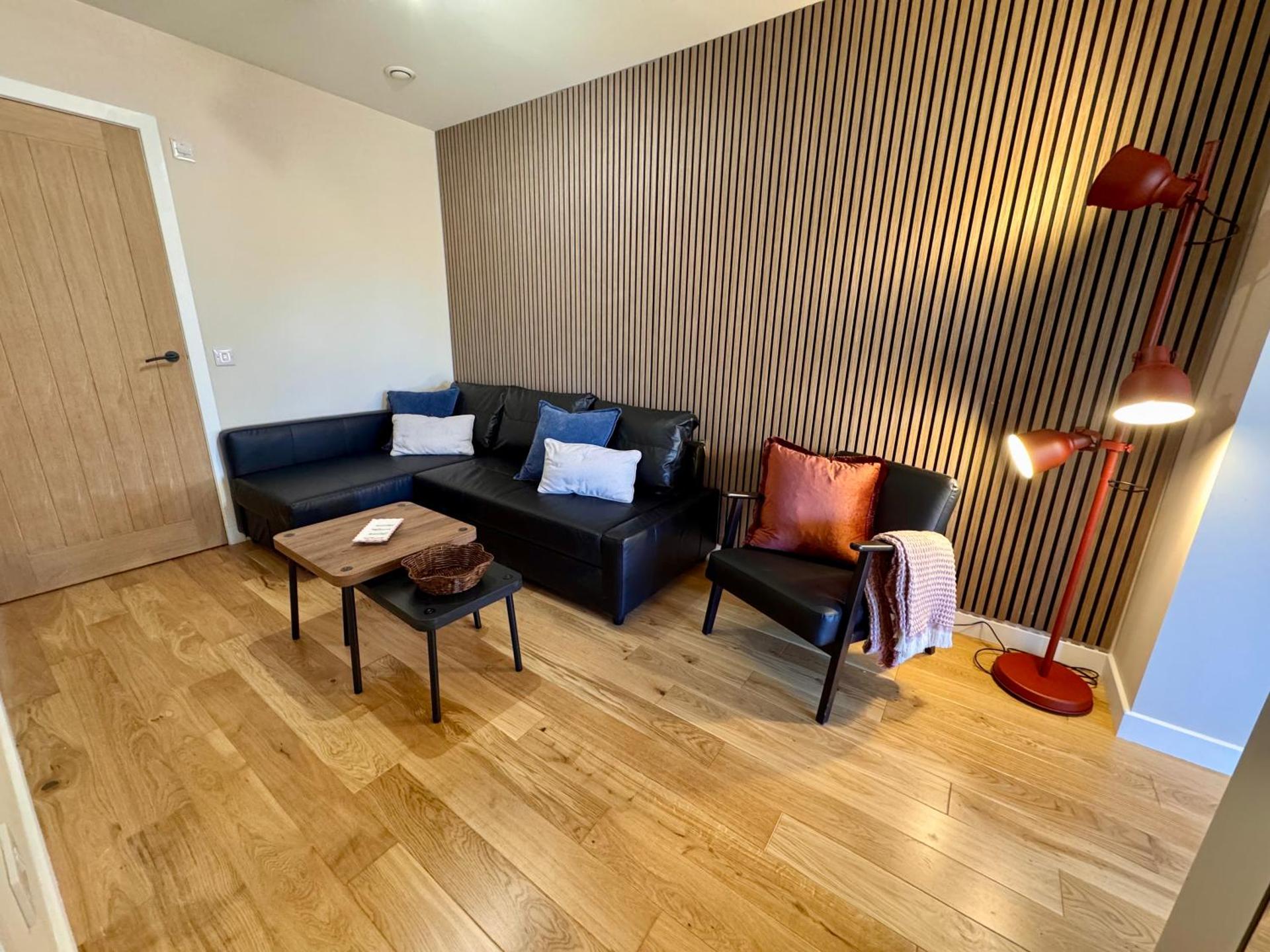 One-Bedroom Apartment with Sea View