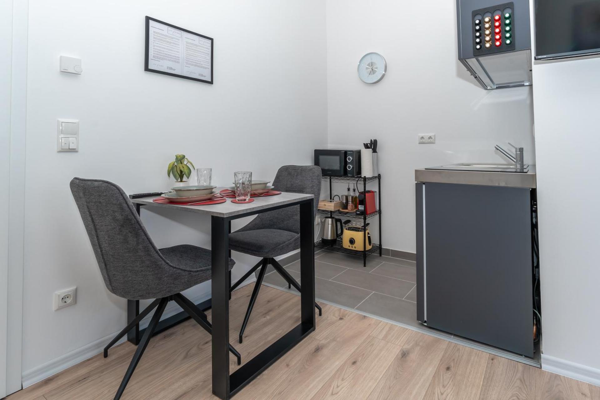 Lit Living - Deluxe Apartments - Box Spring - Parking - Neueröffnung - NEW OPENING