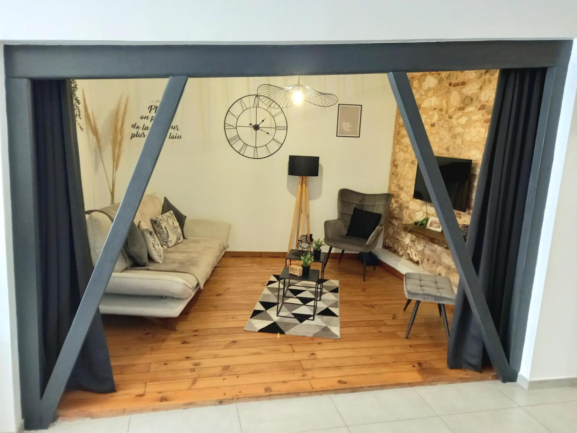 Gîte de charme Abelia avec extérieur au calme