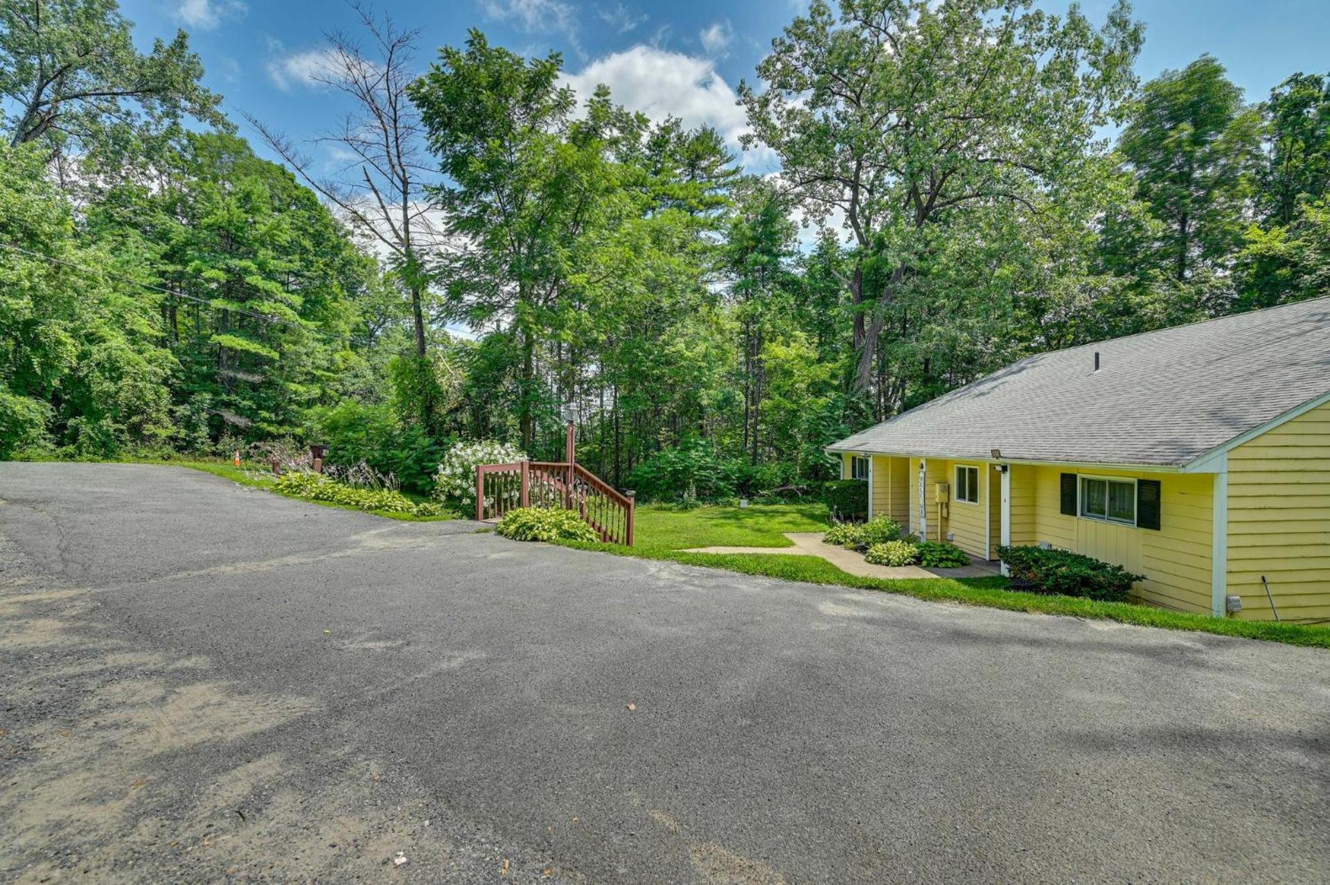 LAKE GEORGE FAMILY VACATION HOME