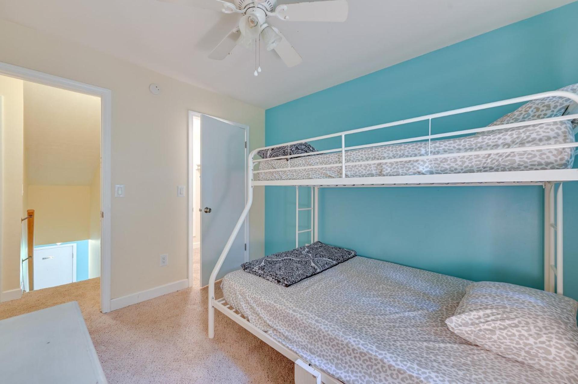 LAKE GEORGE FAMILY VACATION HOME