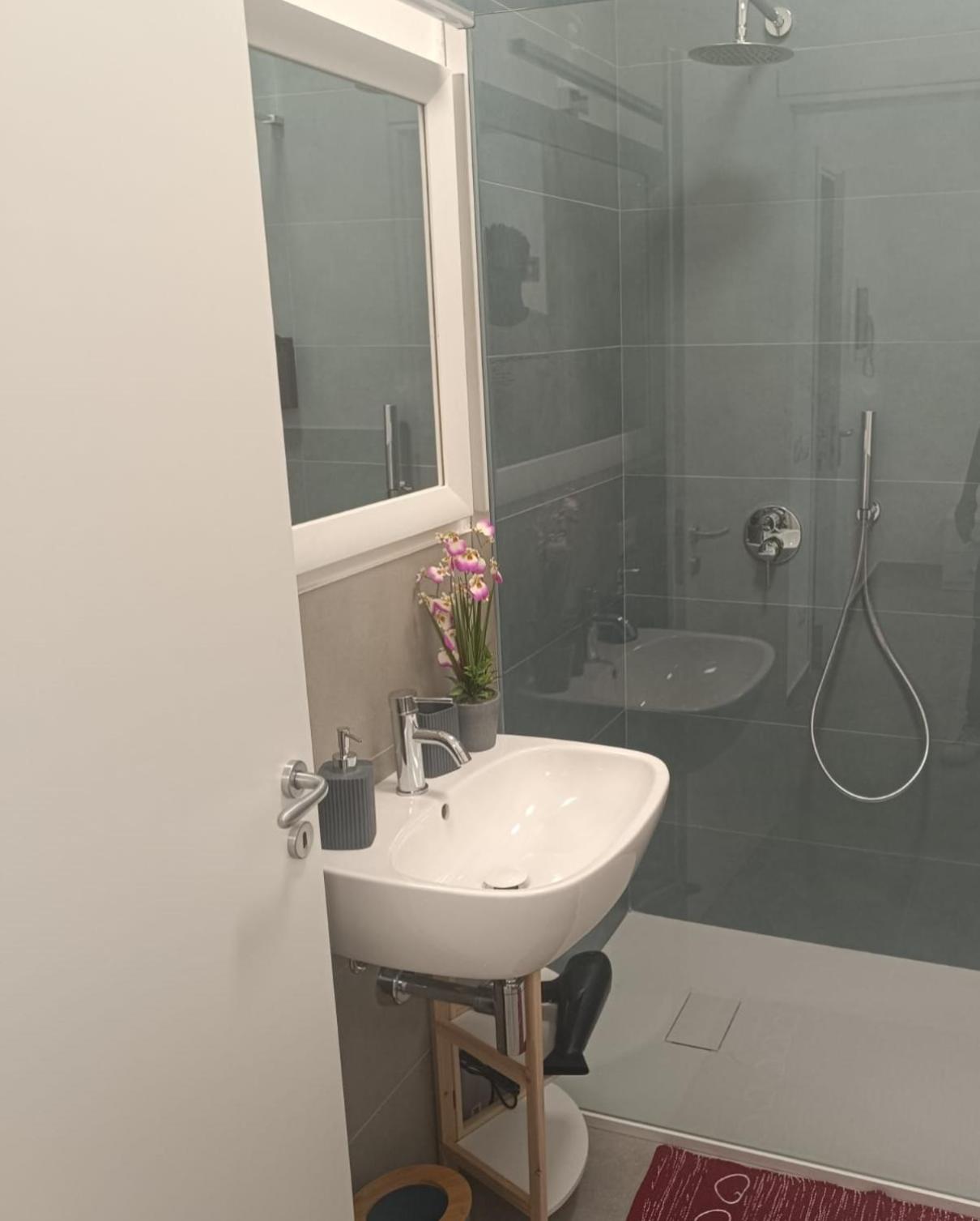 Cà Porto-Rooms with Balcony&Terrace