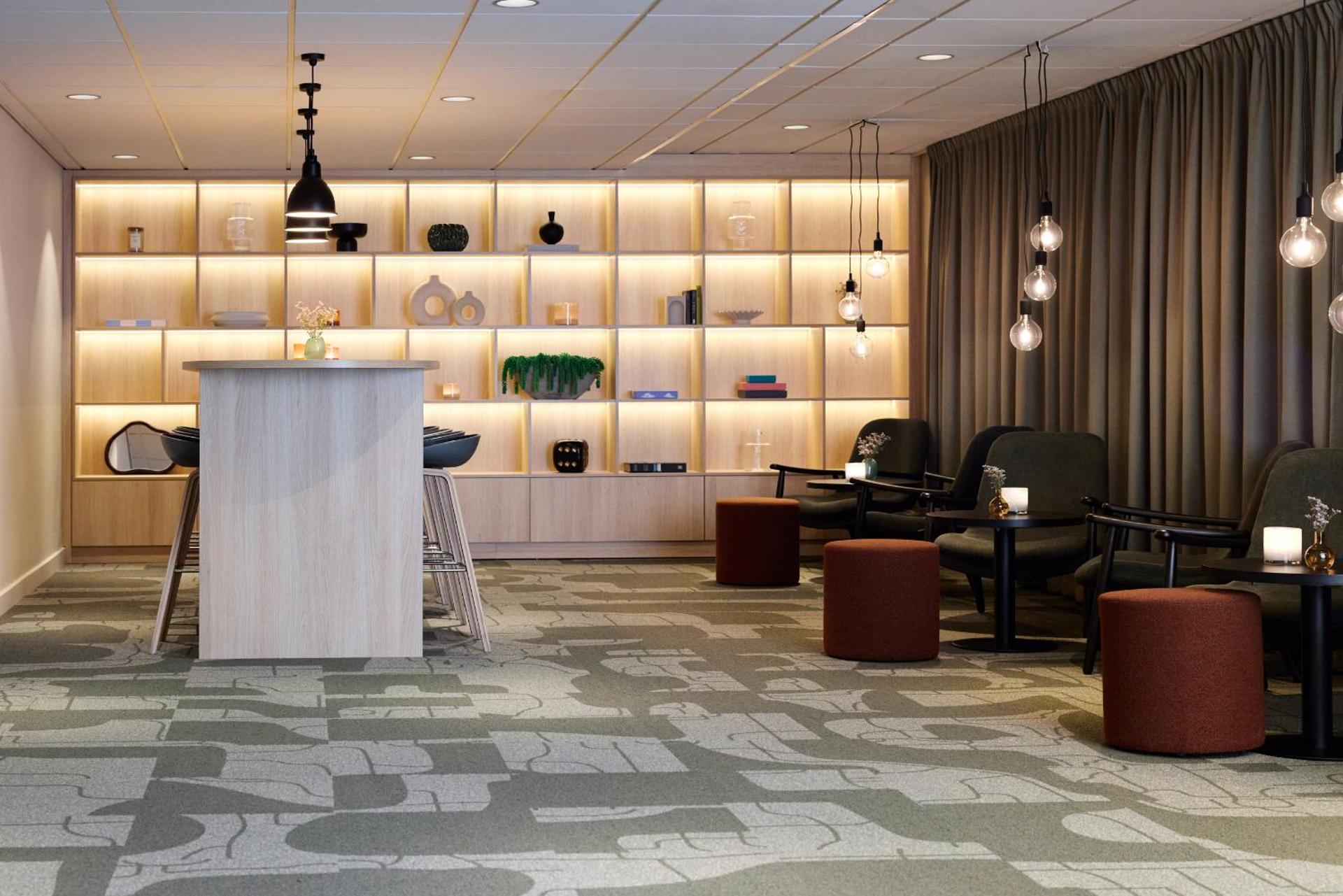 Meeting/conference room