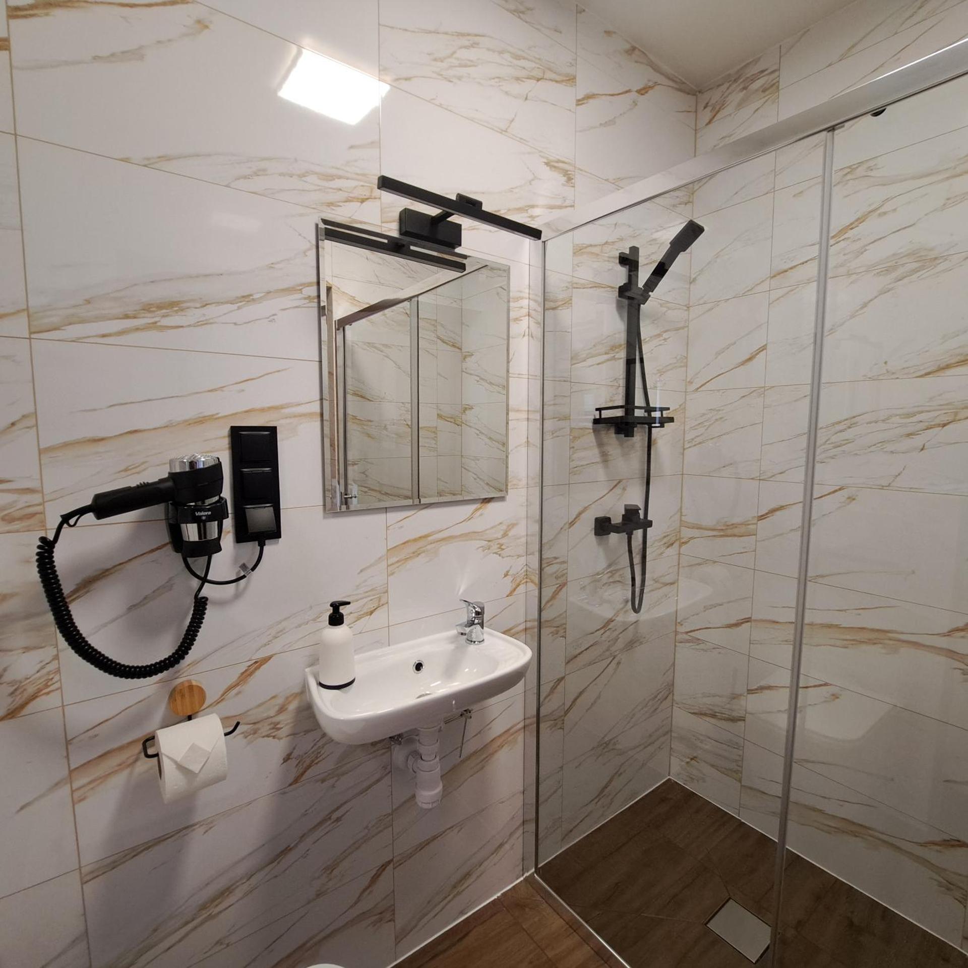 Pokoje Izabela - Noclegi Graboszyce - Zator