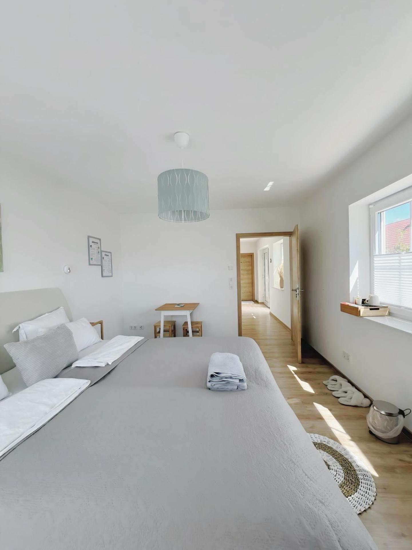 Private Zimmer in Neubau Familienhaus