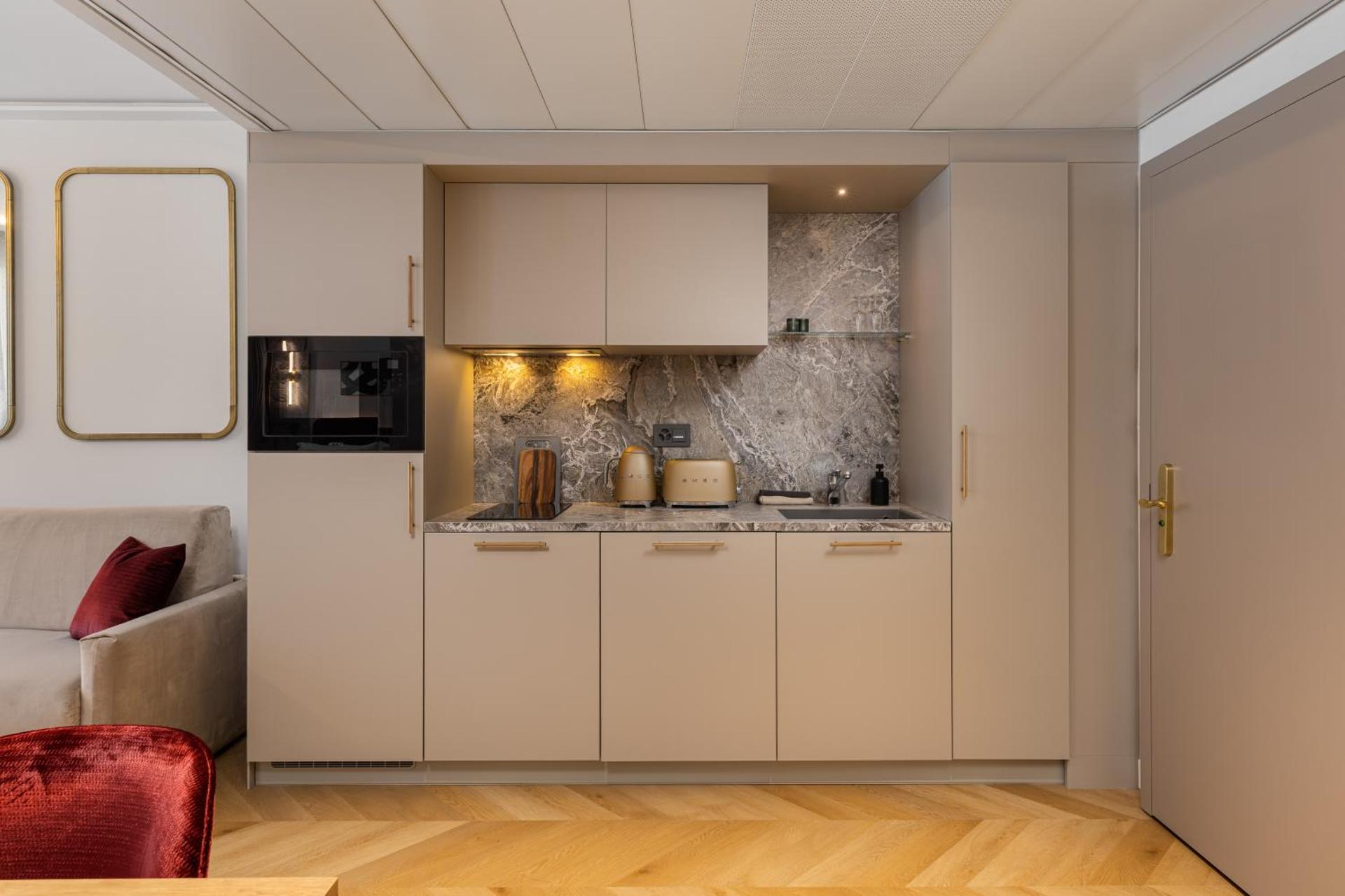 Coffee/tea facilities