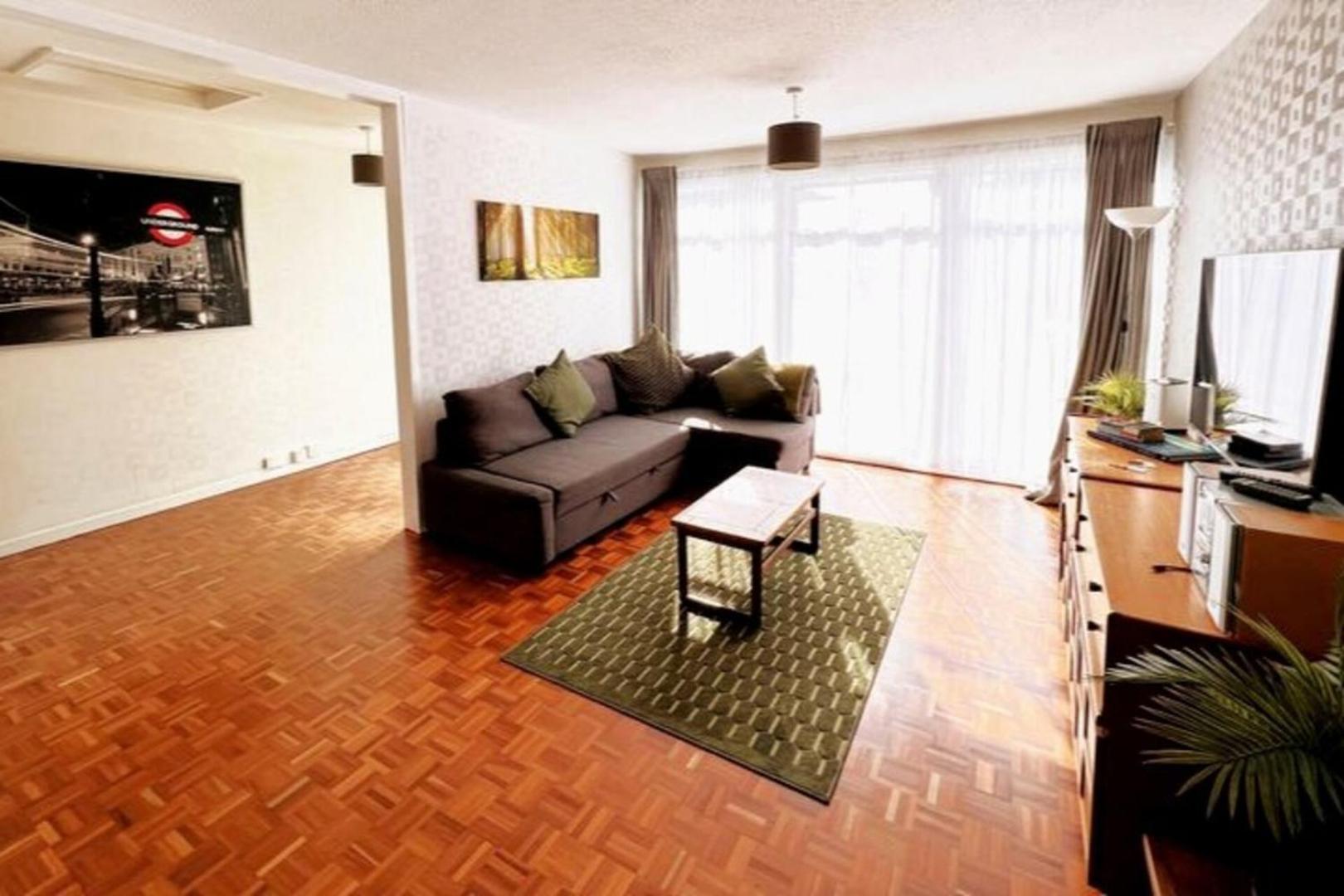 Spacious Family Bungalow with Garden for up to 7