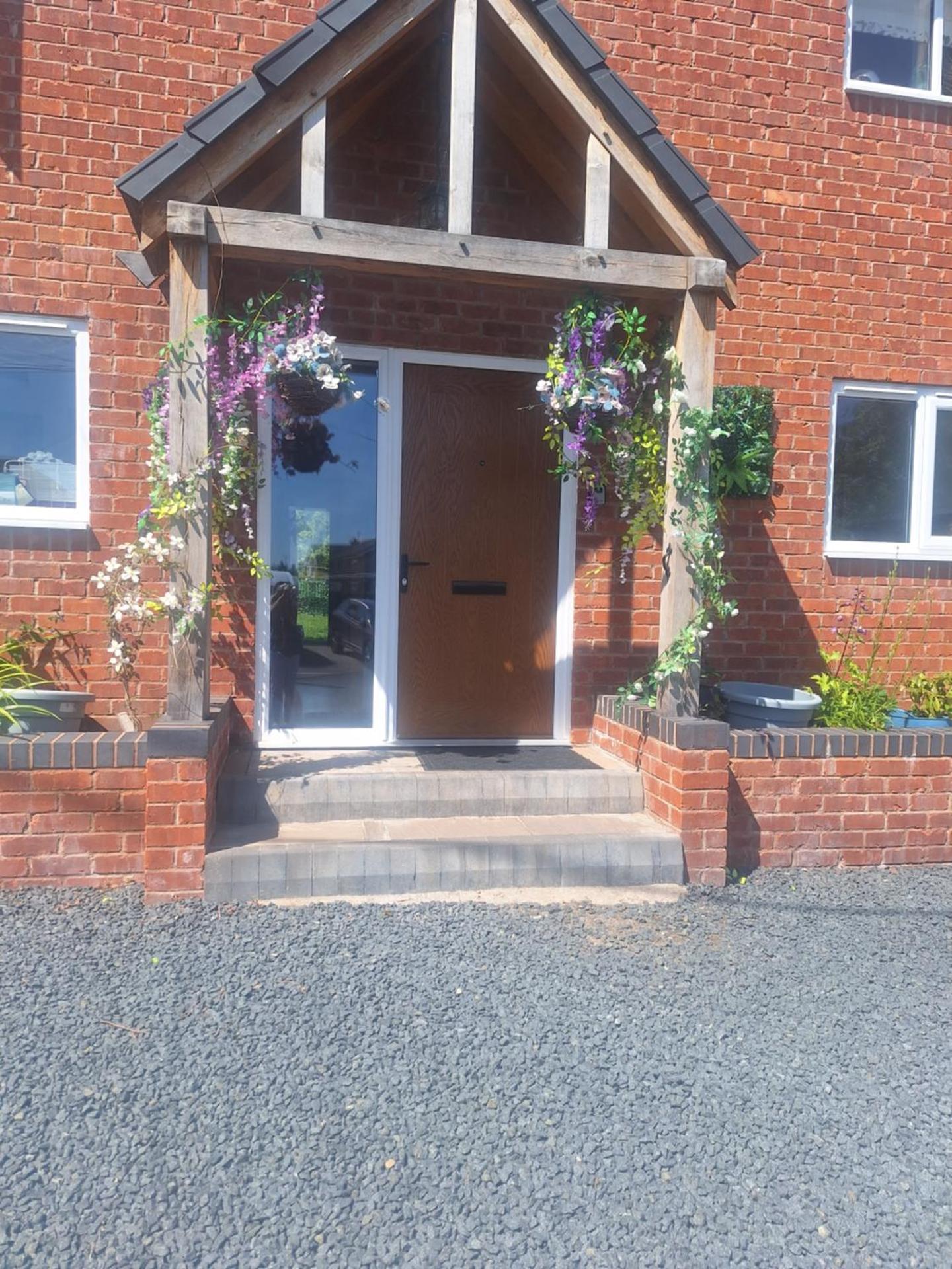 Luxuriously appointed 3 bedroom cottage off road parking for 3 vehicles dogs welcome by prior arrangement only 3 church cottages Alfrick close to Malvern and Worcester and Shelsley Walsh in a lovely village close to M5 Dogs welcome