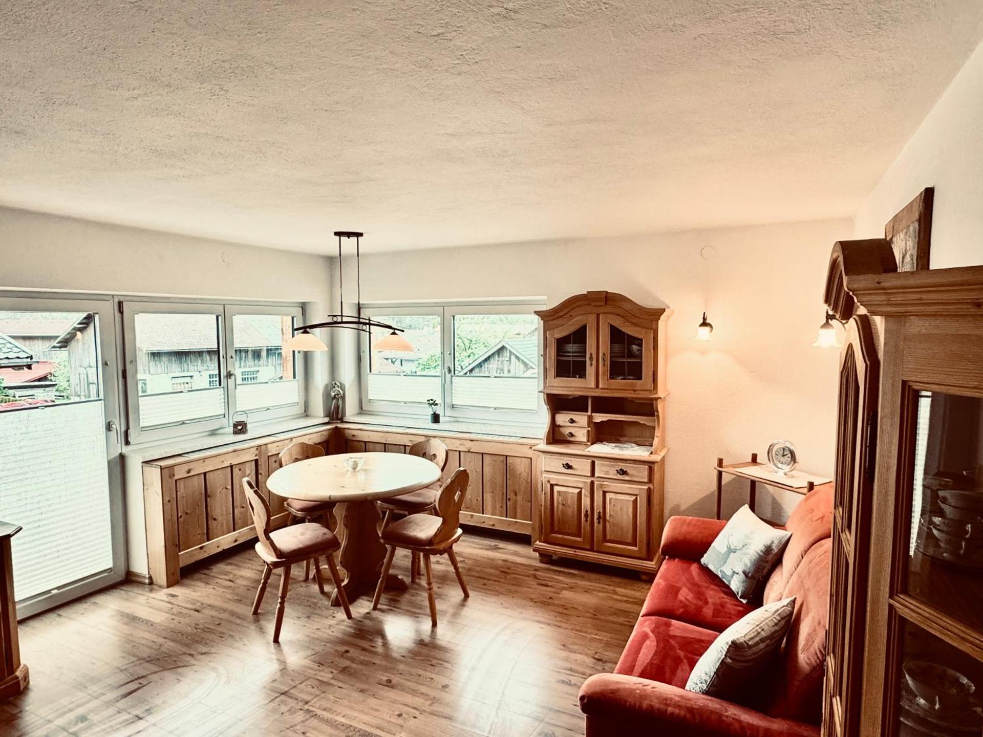 Pension Kreuzeck - Dein Glücksplatz am Lech