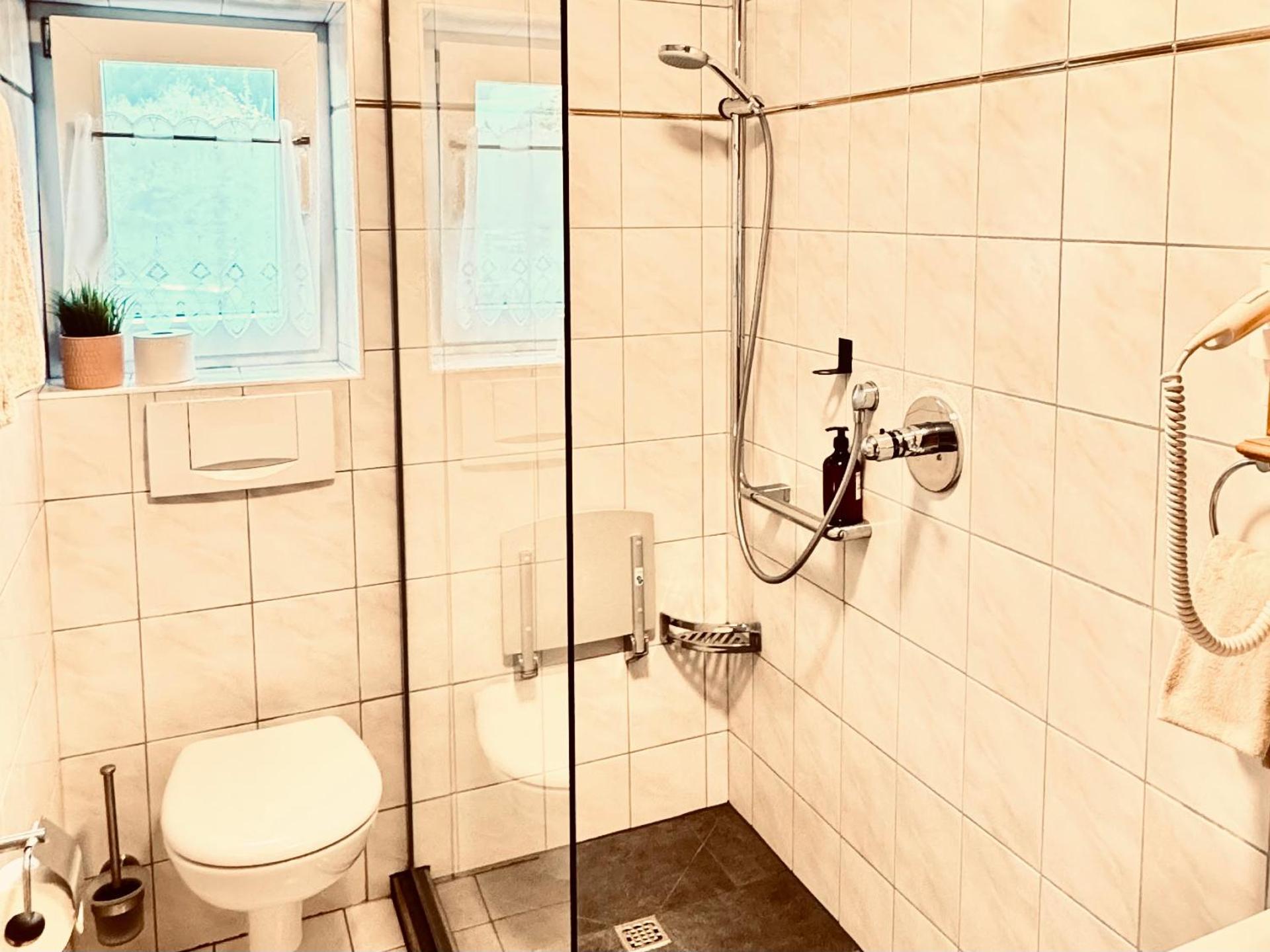 Pension Kreuzeck - Dein Glücksplatz am Lech