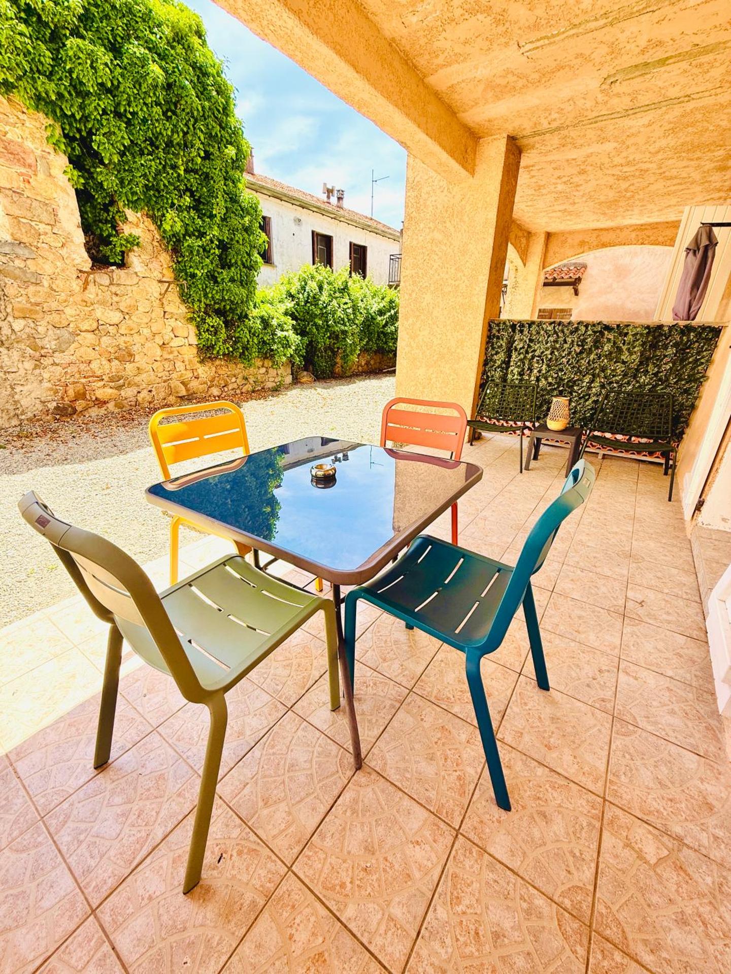 "T2 Ludria" au cœur de Solenzara petite vue mer