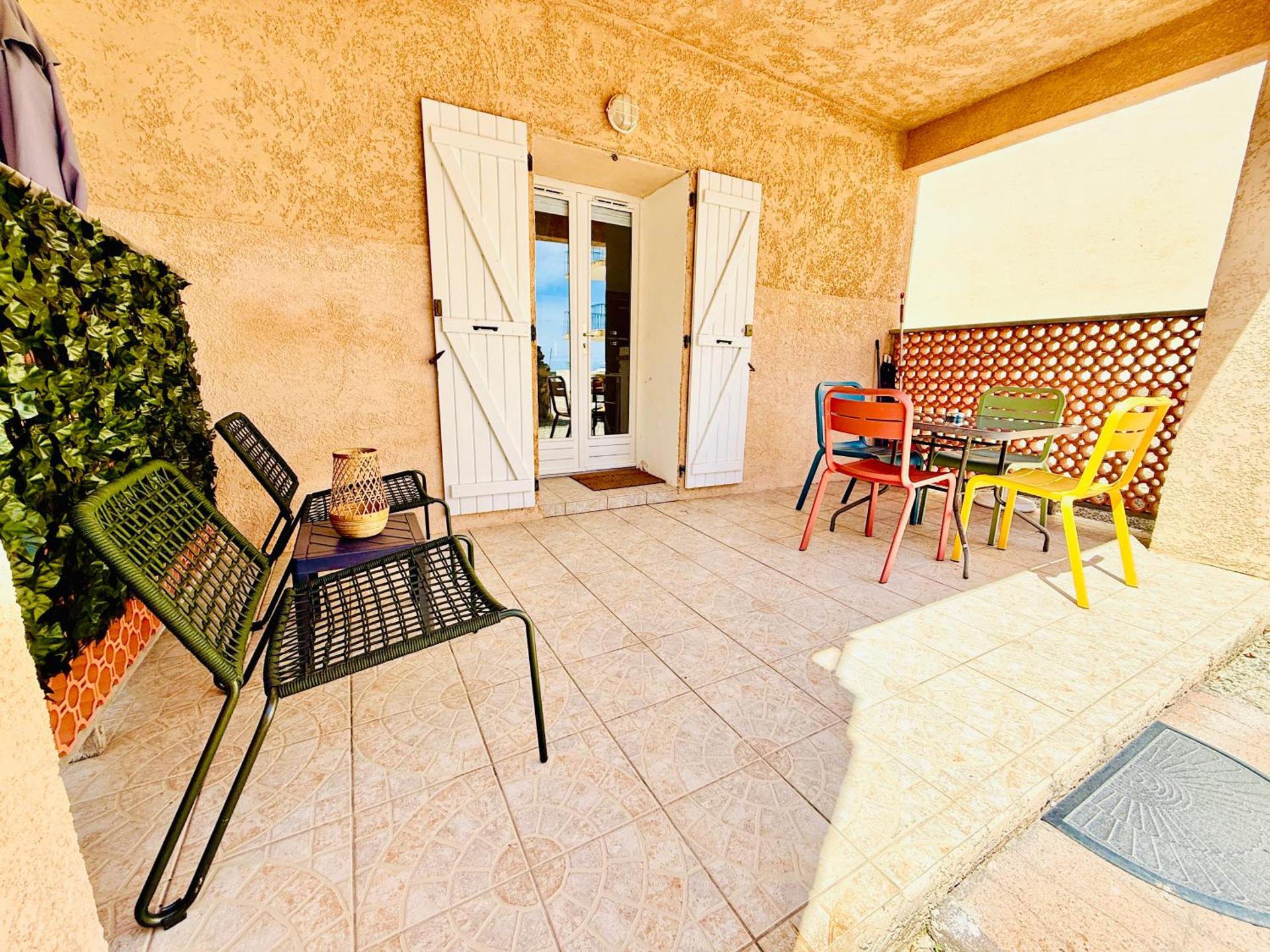 "T2 Ludria" au cœur de Solenzara petite vue mer