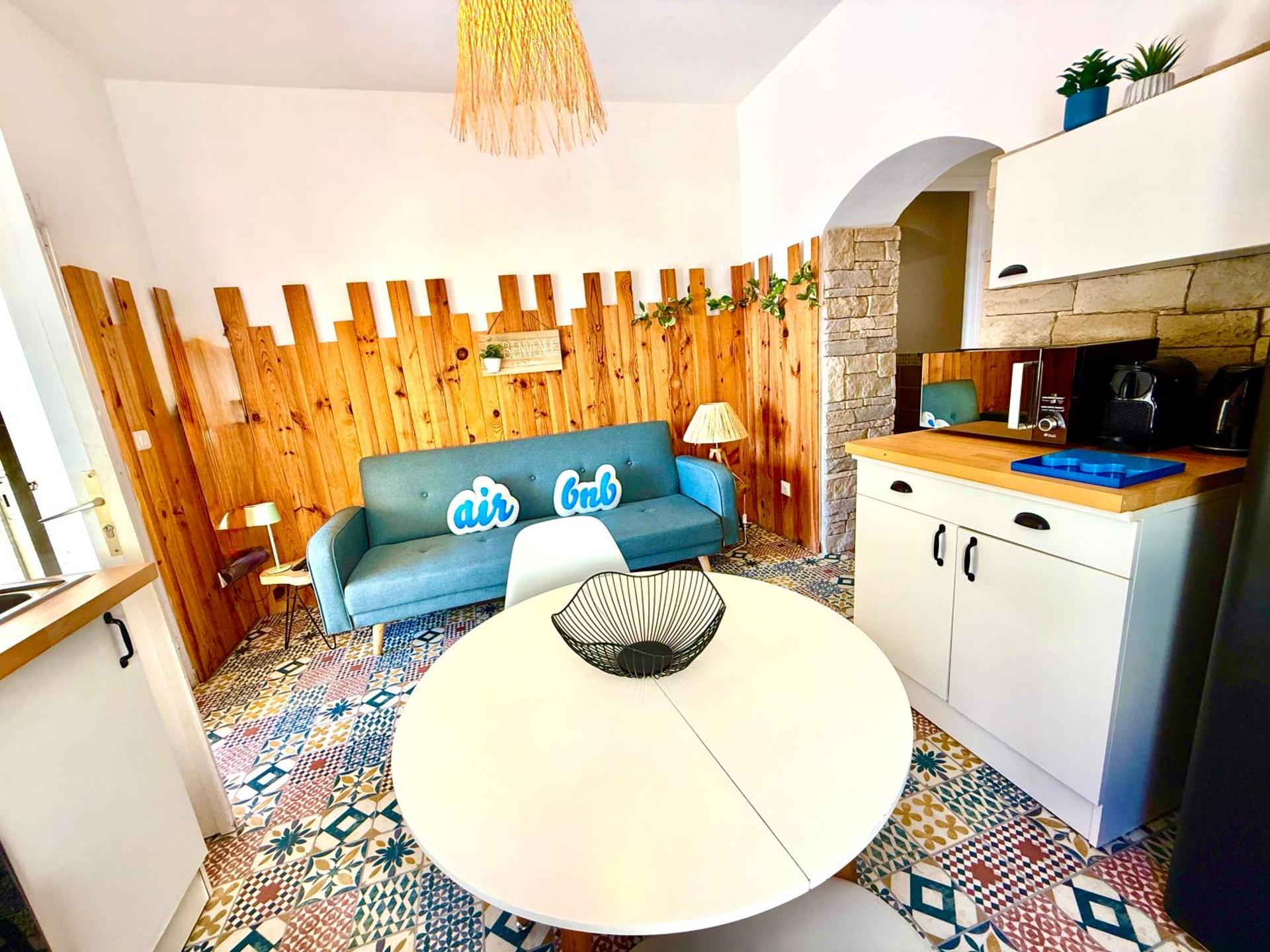 "T2 Ludria" au cœur de Solenzara petite vue mer