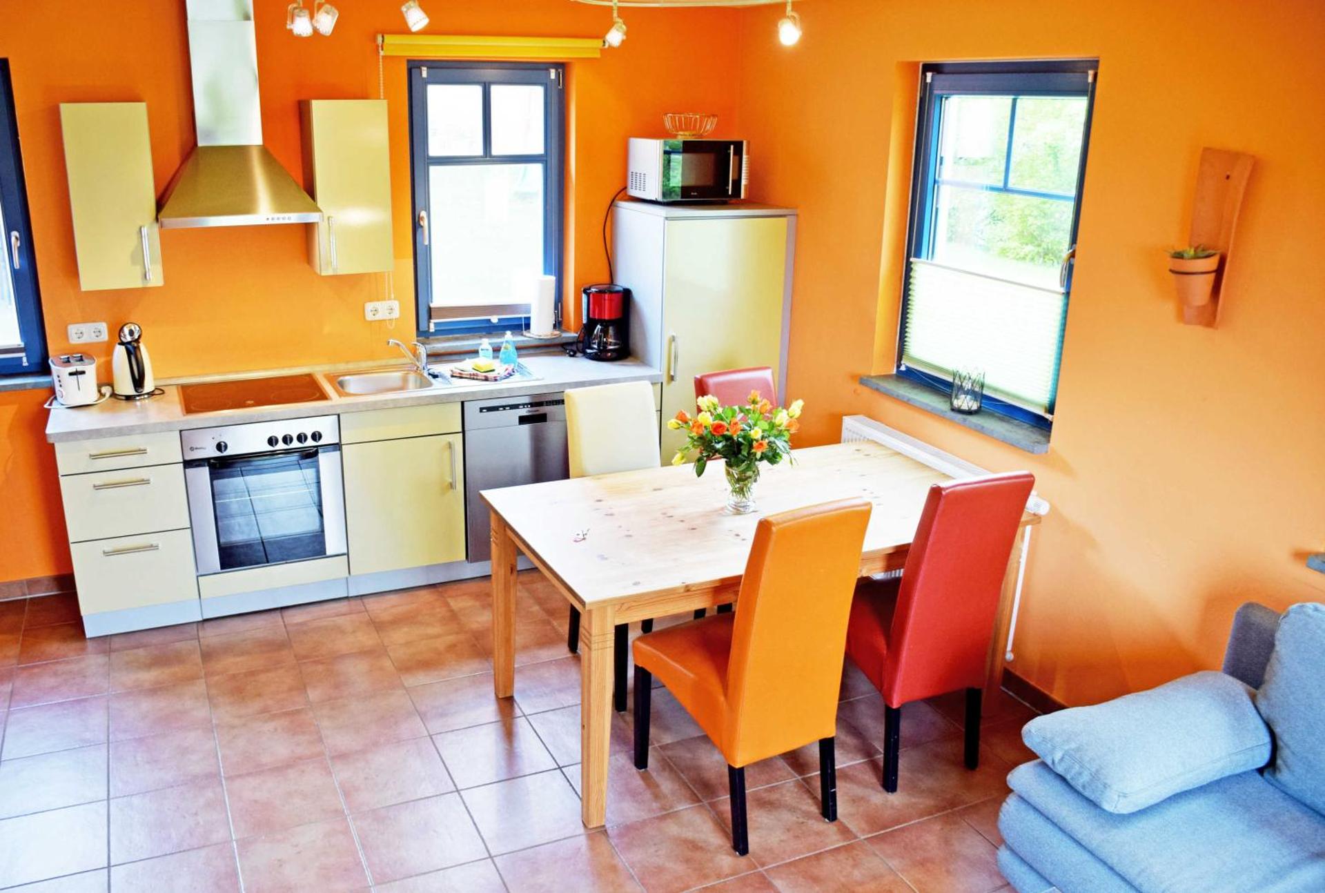 Two-Bedroom Apartment with Shower 